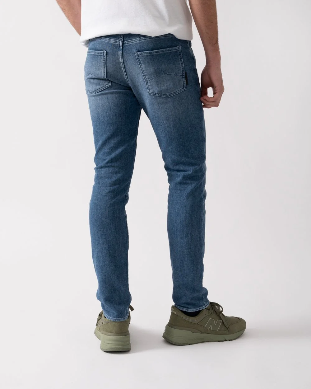Armani Exchange Mens Slim Fit 5 Pocket Jeans - Medium Blue Denim MB002 - Image 4