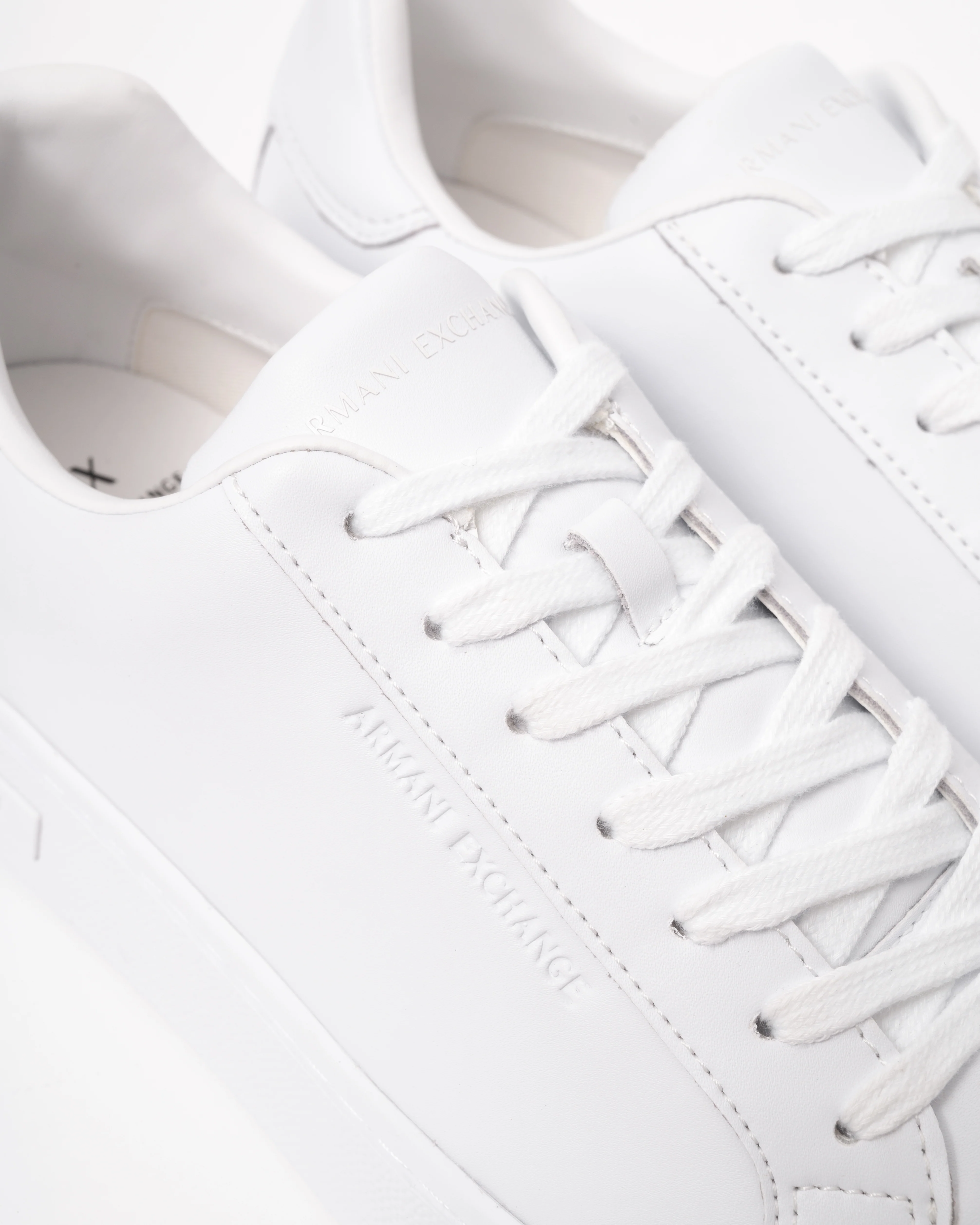 Armani Exchange Mens Sneaker XM000141-AF11912 - Brilliant White U0002 - Image 2