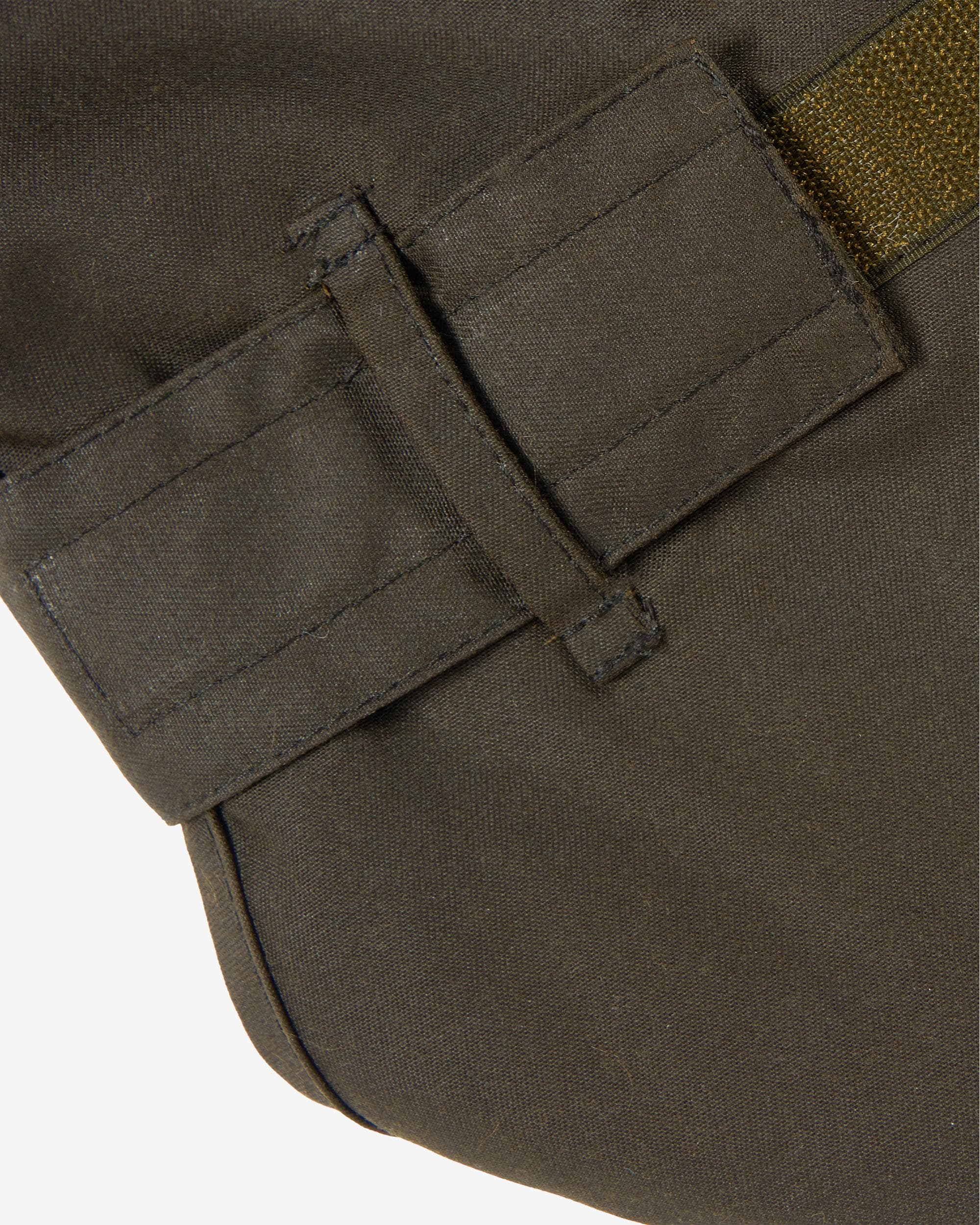 Barbour 2 in 1 Wax Dog Coat - Image 7