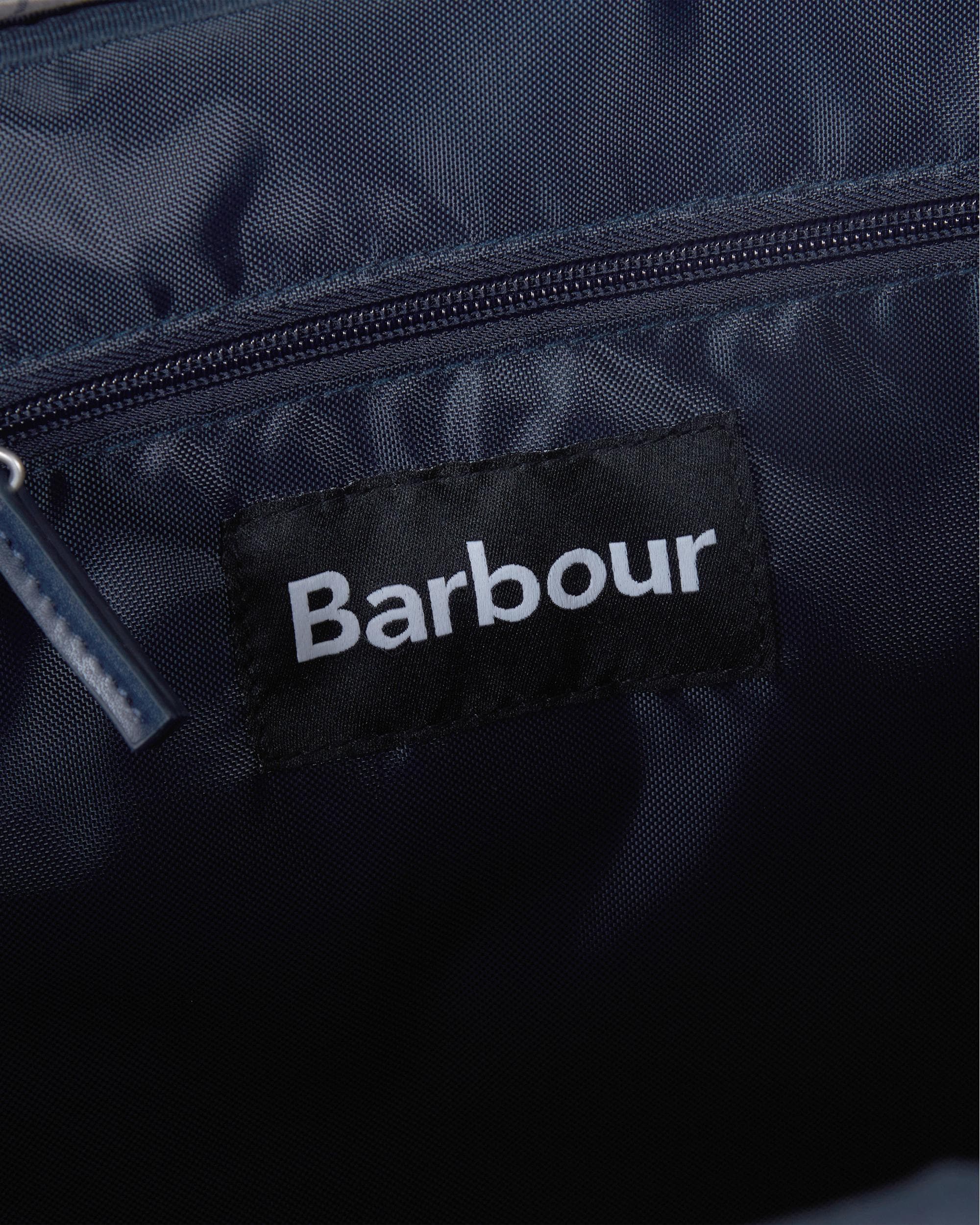 Barbour Cascade Holdall - Image 6