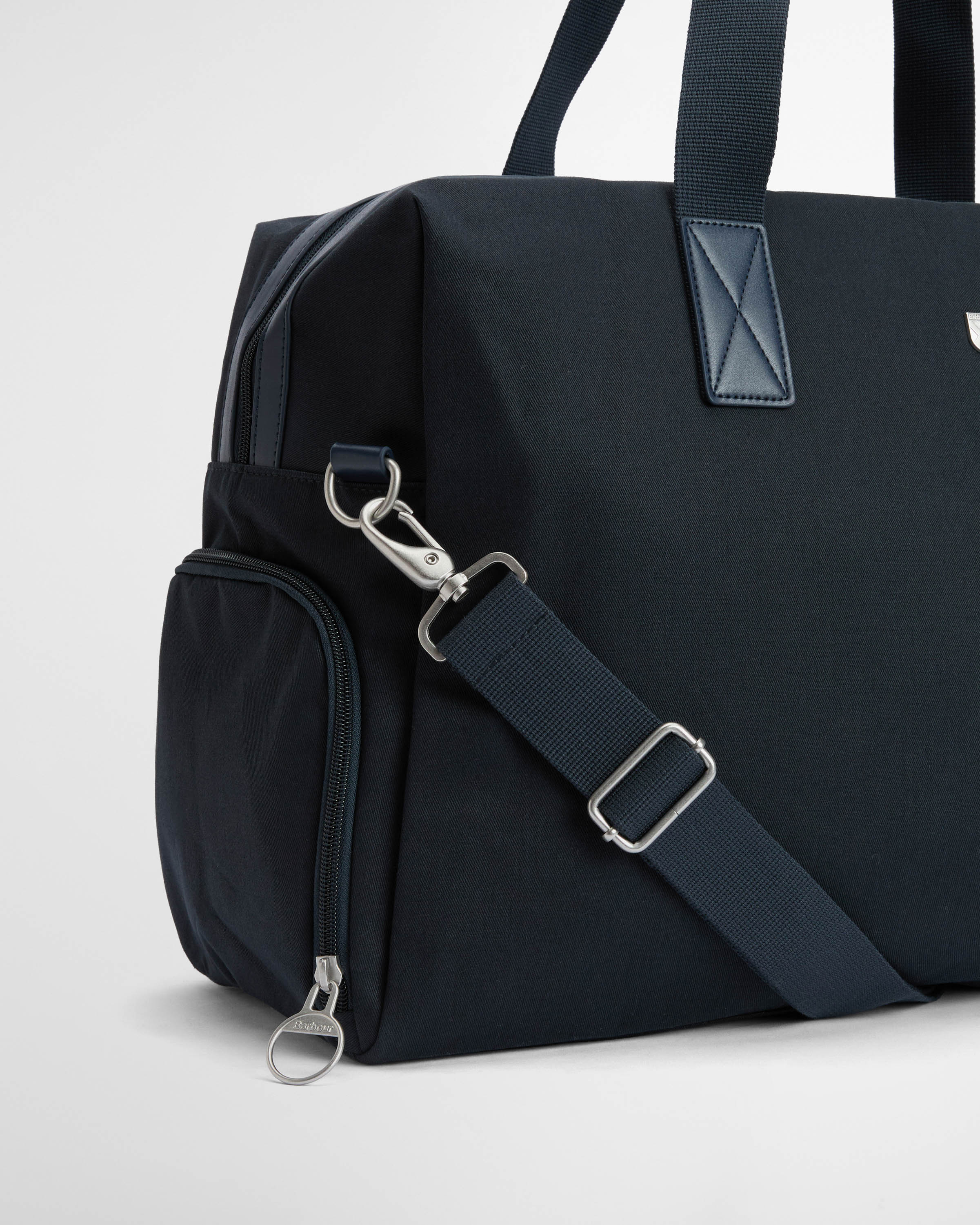 Barbour Cascade Mens Holdall - Navy - Image 8
