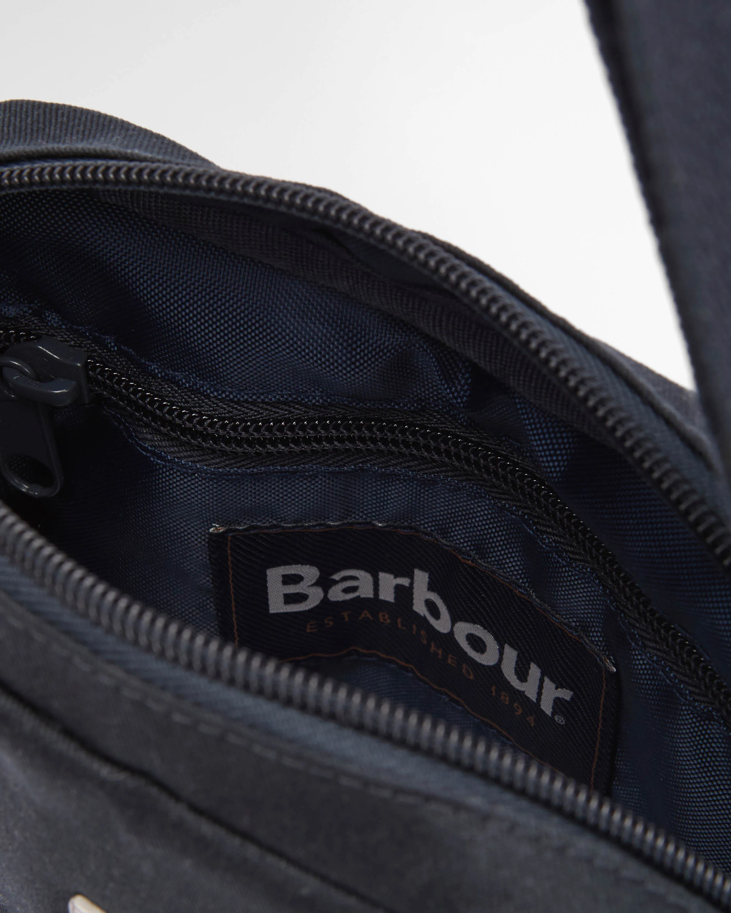 Barbour Cascade Unisex Flight Bag - Navy - Image 3