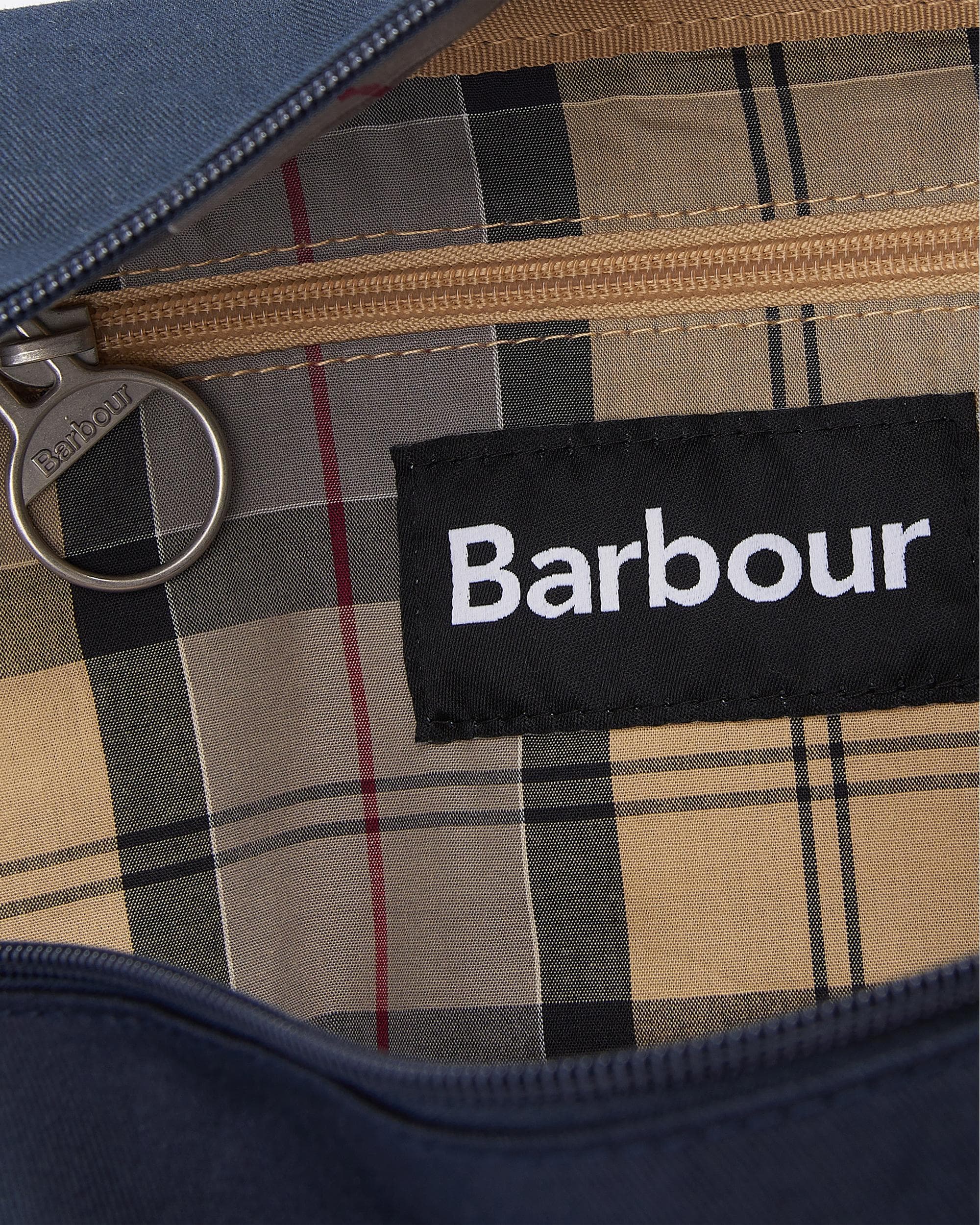 Barbour Cascade Unisex Flight Holdall - Image 7