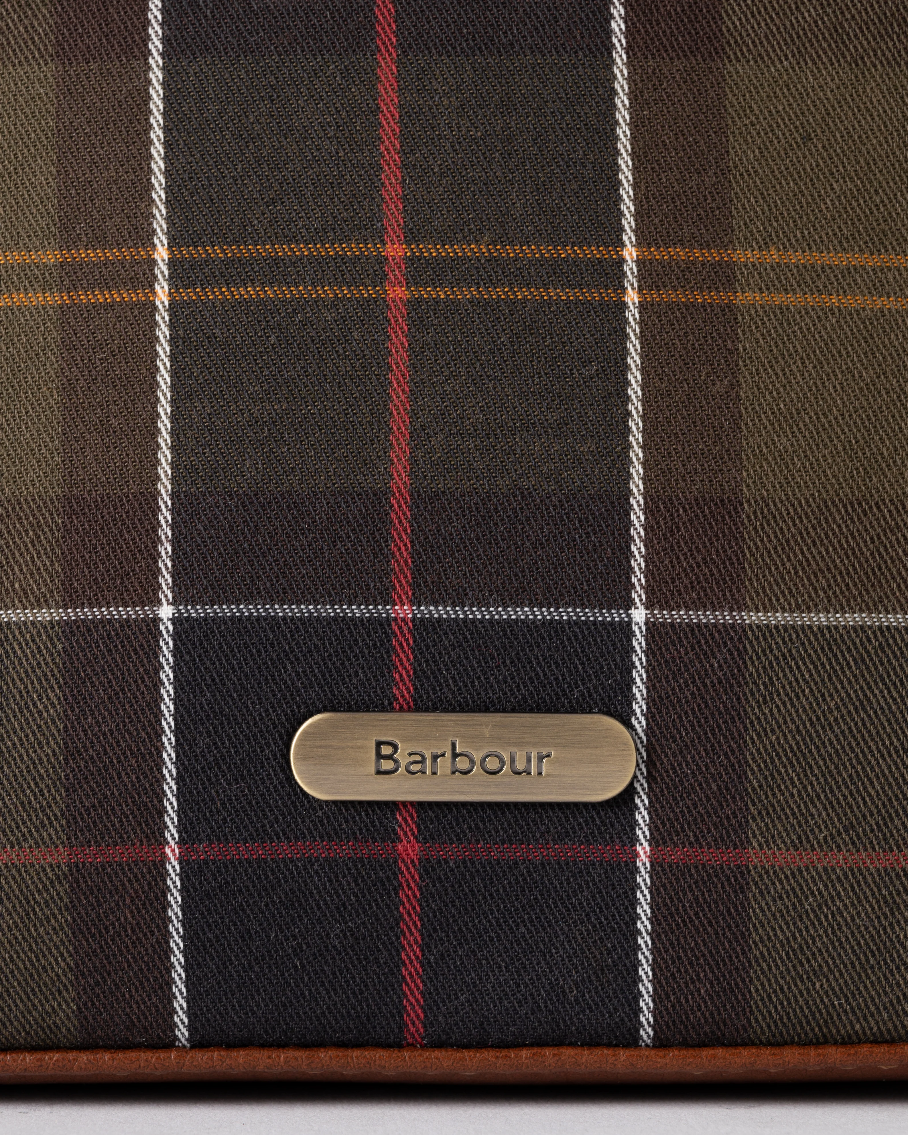 Barbour Cedar Womens Tartan Bucket Bag- Classic Tartan - Image 2