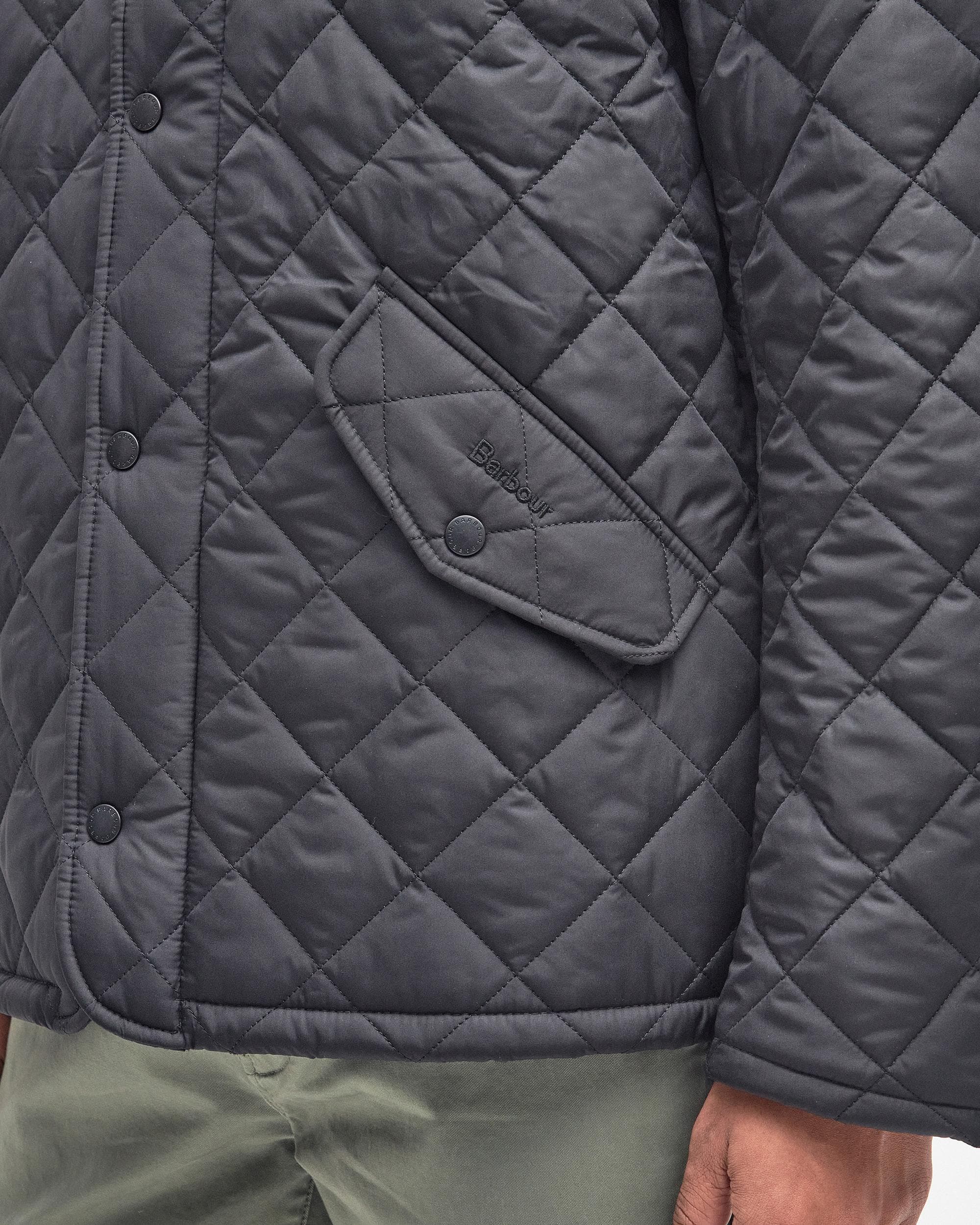 Barbour Chelsea Mens Sportsquilt Jacket - Black - Image 6
