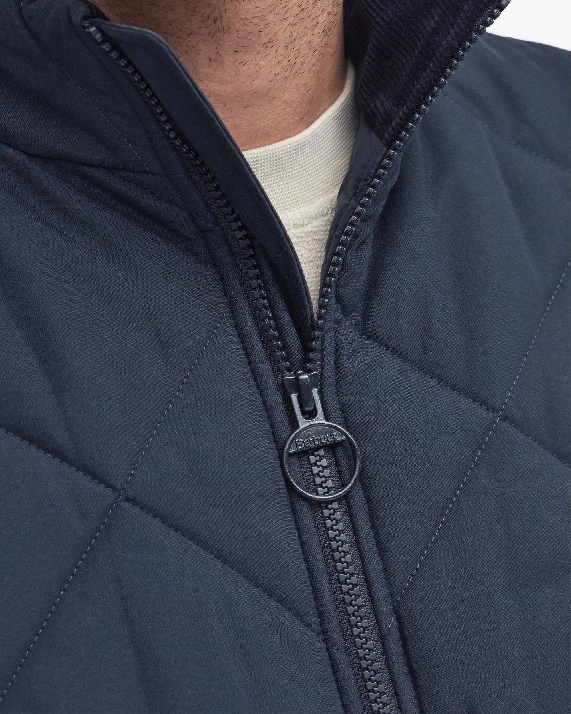 Barbour City Chelsea Mens Quilted Gilet - Image 3