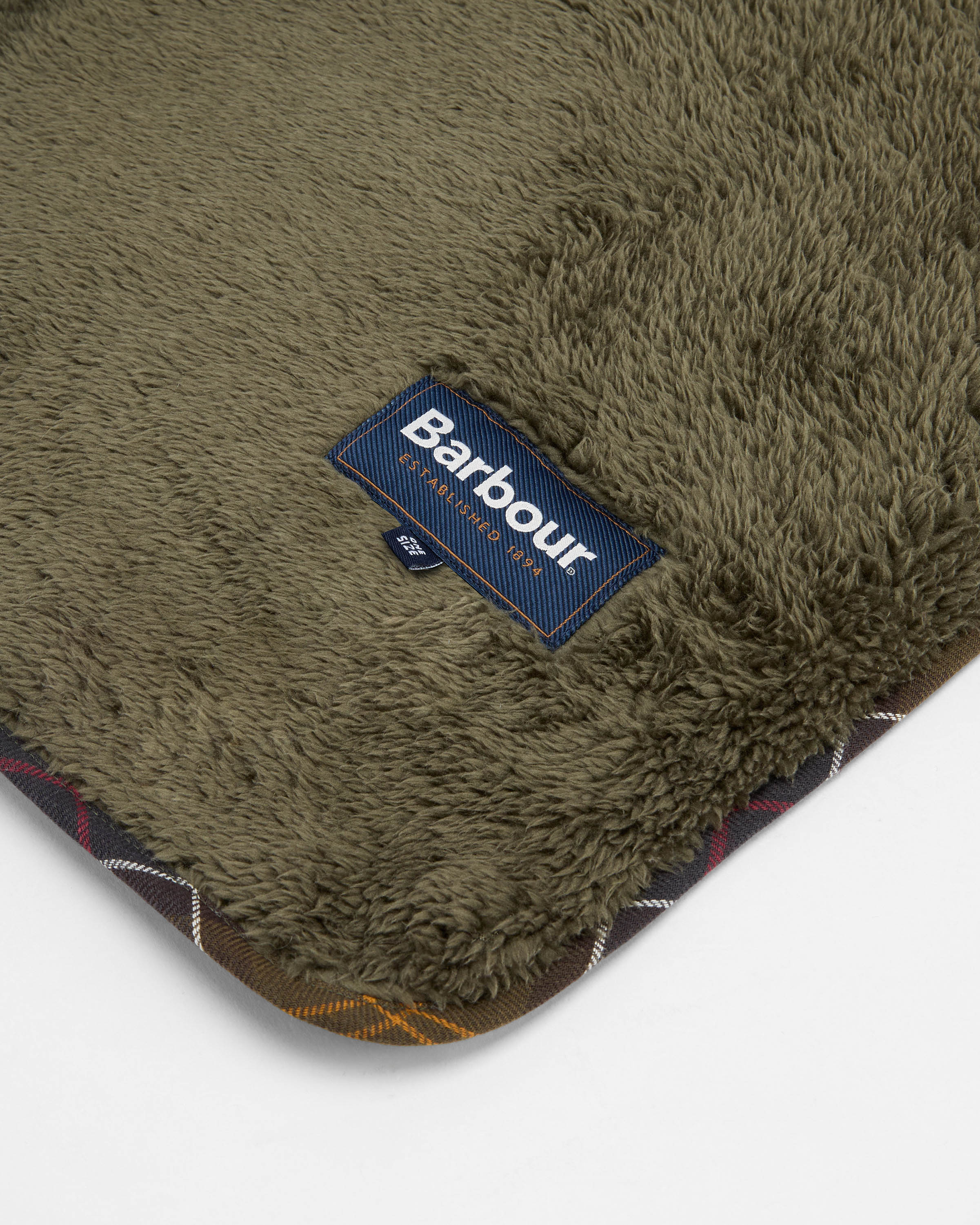 Barbour Dog Quilt & Fleece Blanket - Olive - Image 2