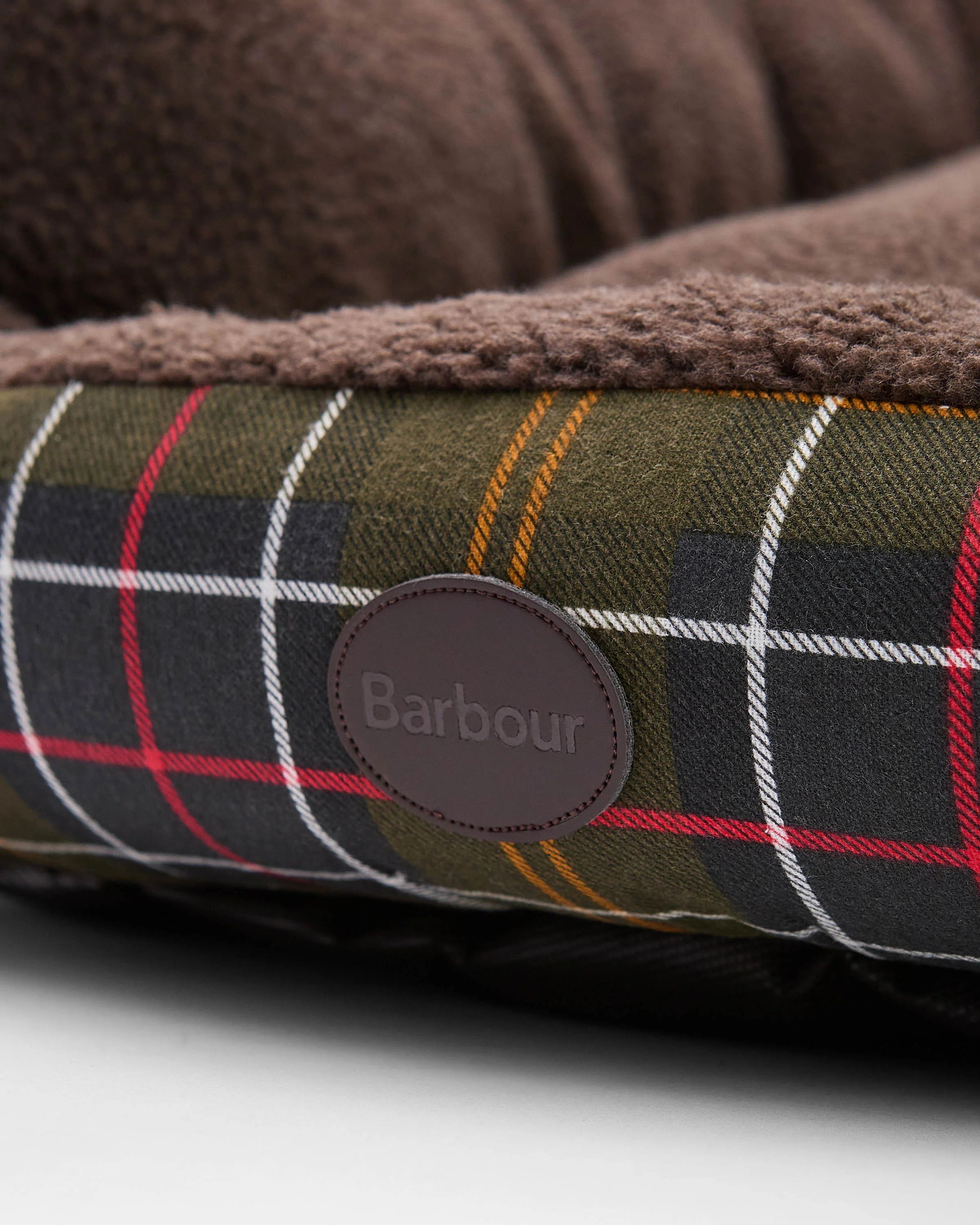 Barbour Dog Snuggle Bed 35" - Classic Tartan - Image 2