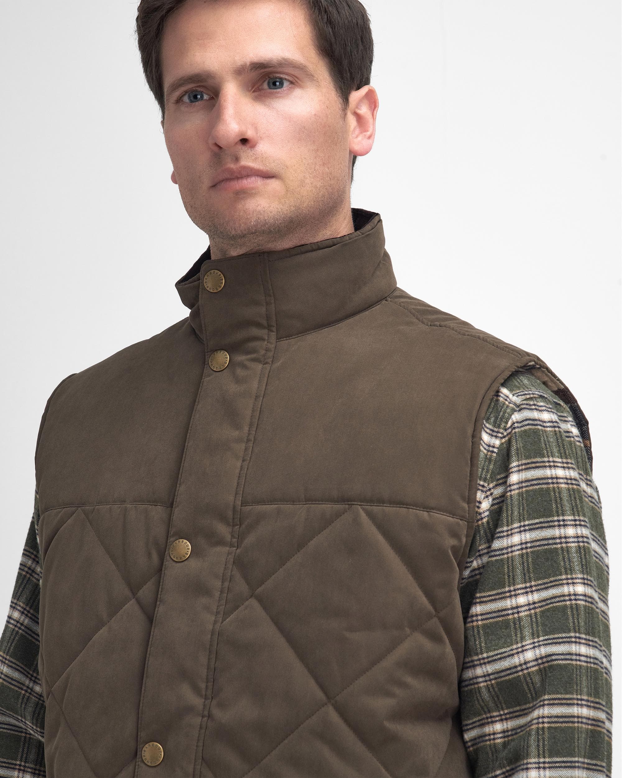 Barbour Elter Mens Quilted Gilet - Image 2