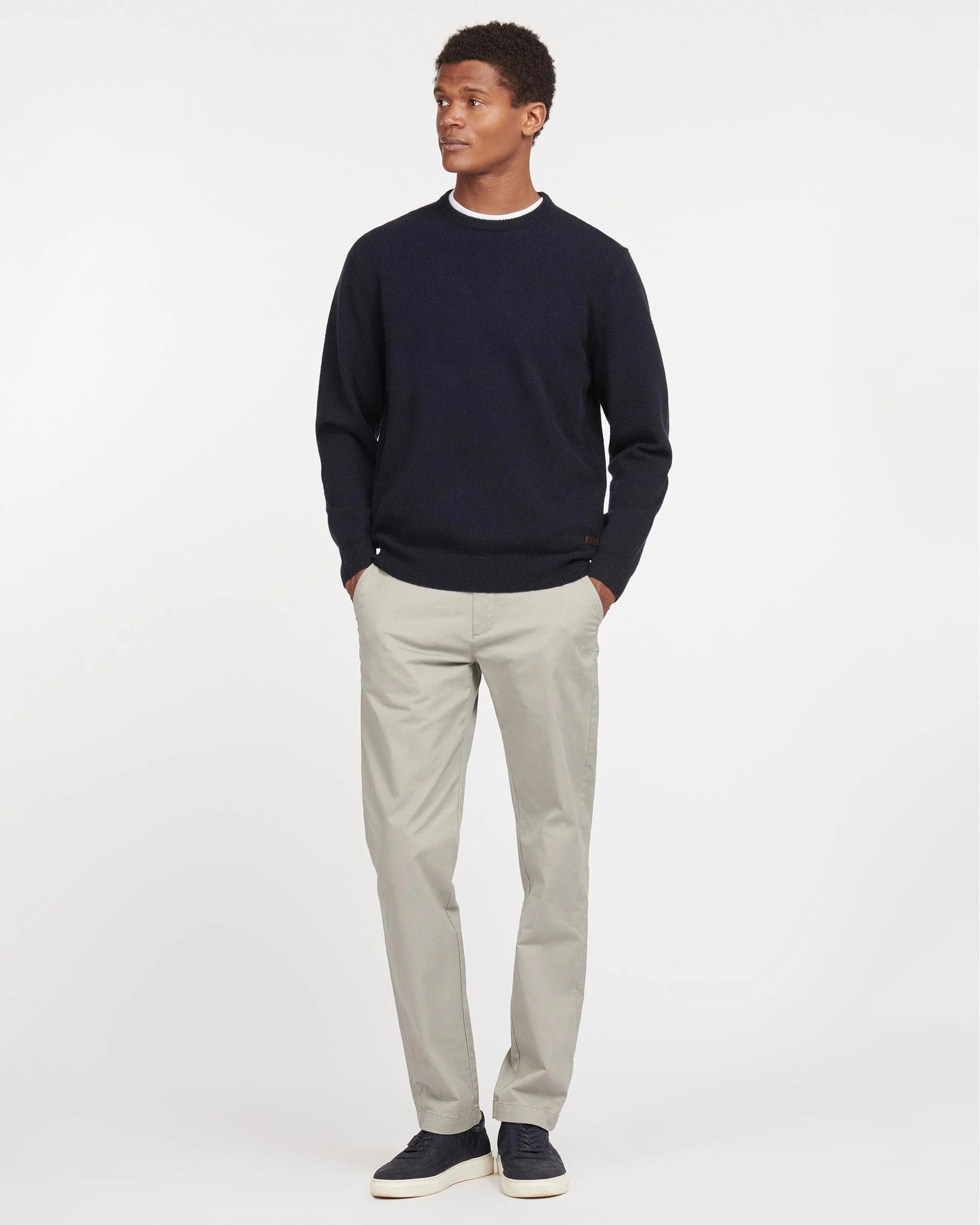 Barbour Essential Patch Mens Crew-Neck Jumper - Navy - Image 3