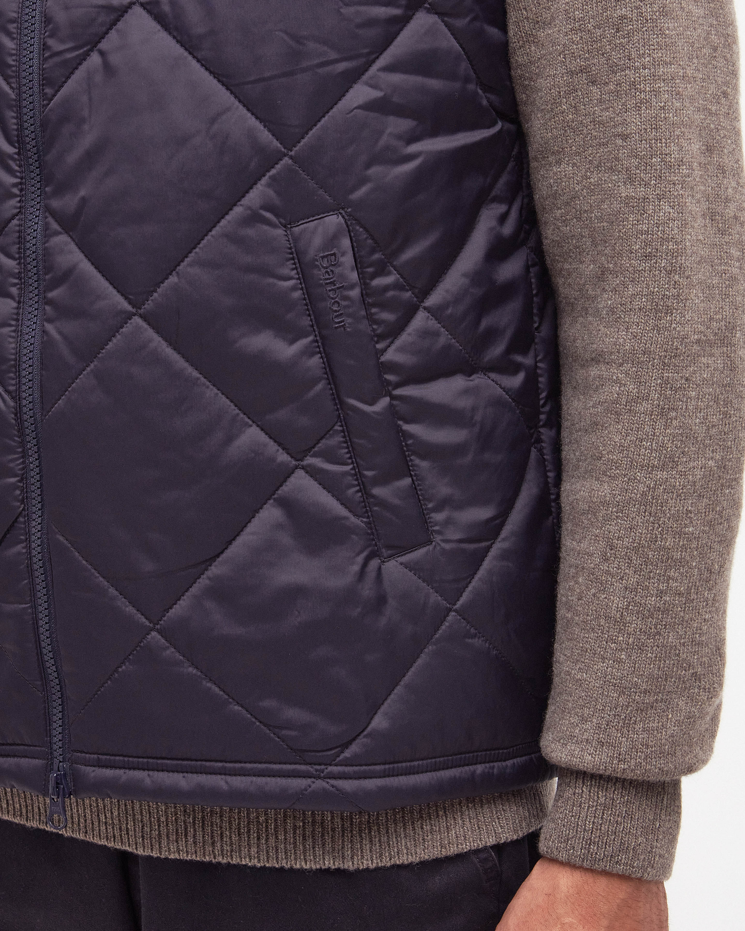 Barbour Finn Mens Gilet - Navy - Image 4