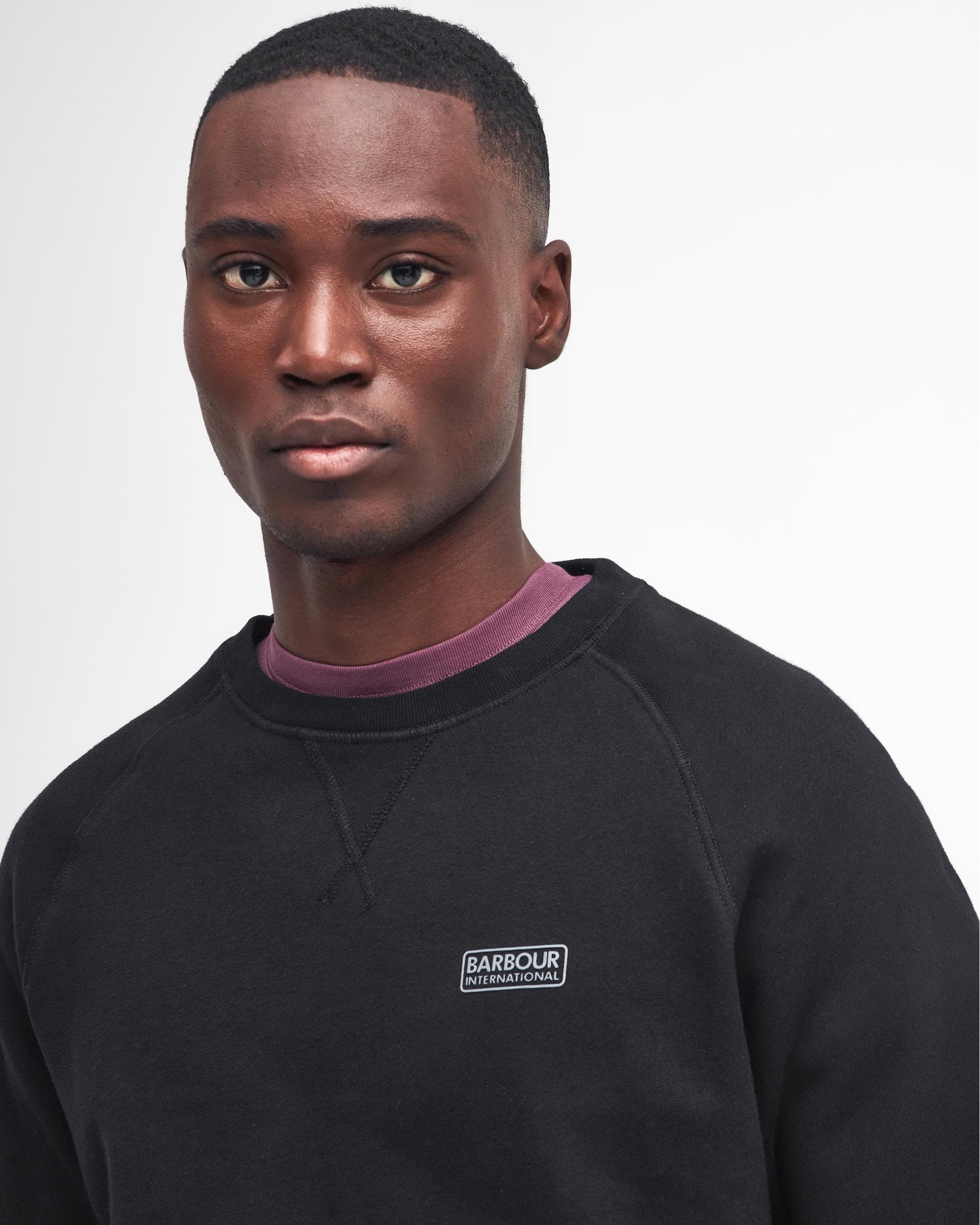 Barbour International Essential Crew Mens Sweatshirt - Black/Pewter - Image 2