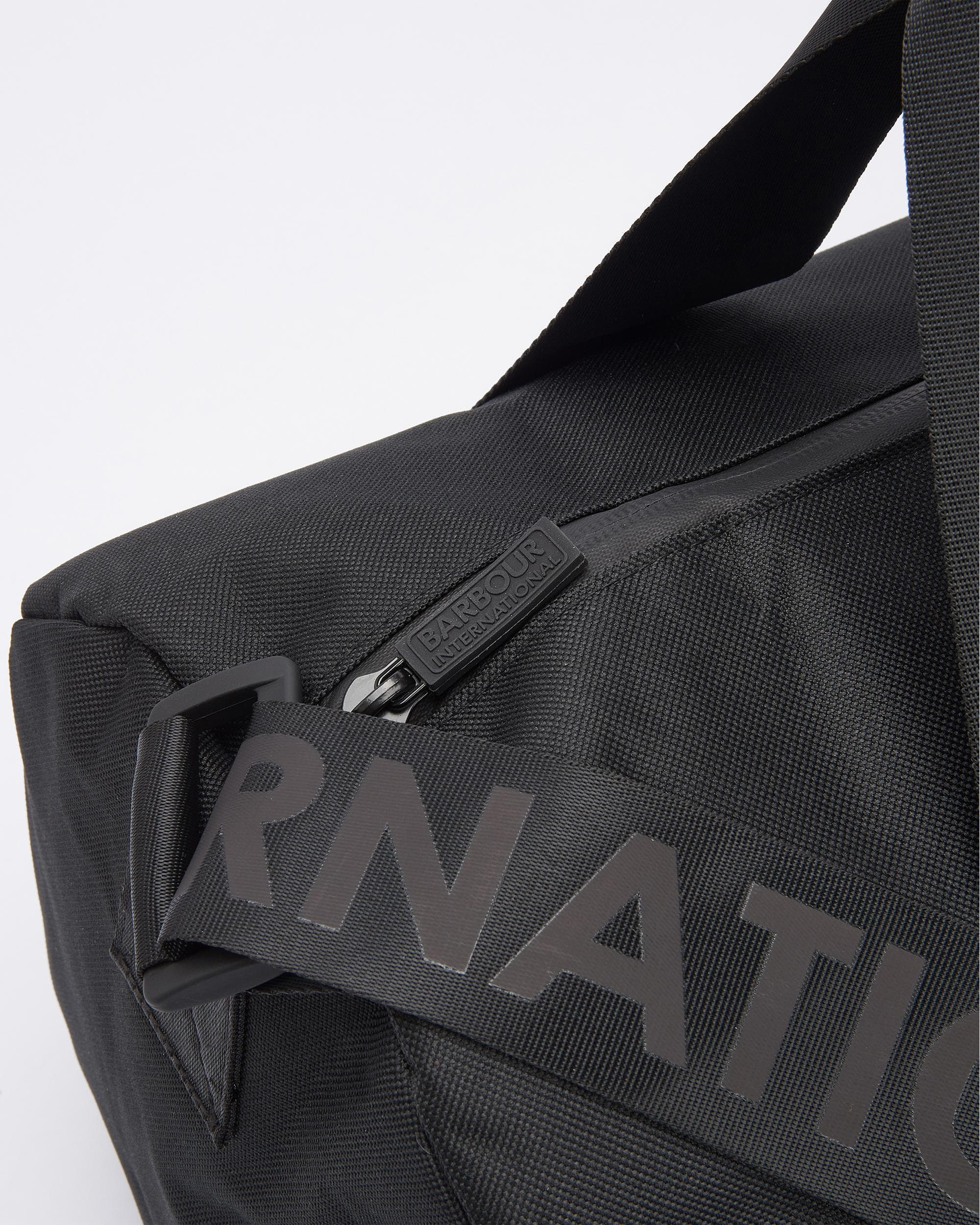 Barbour International Knockhill Unisex Essential Holdall - Image 6