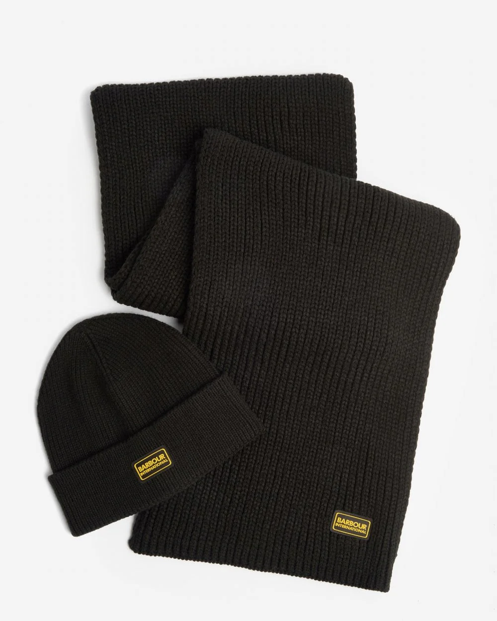 Barbour International Sweeper Legacy Mens Beanie & Scarf Gift Set - Black - Image 2