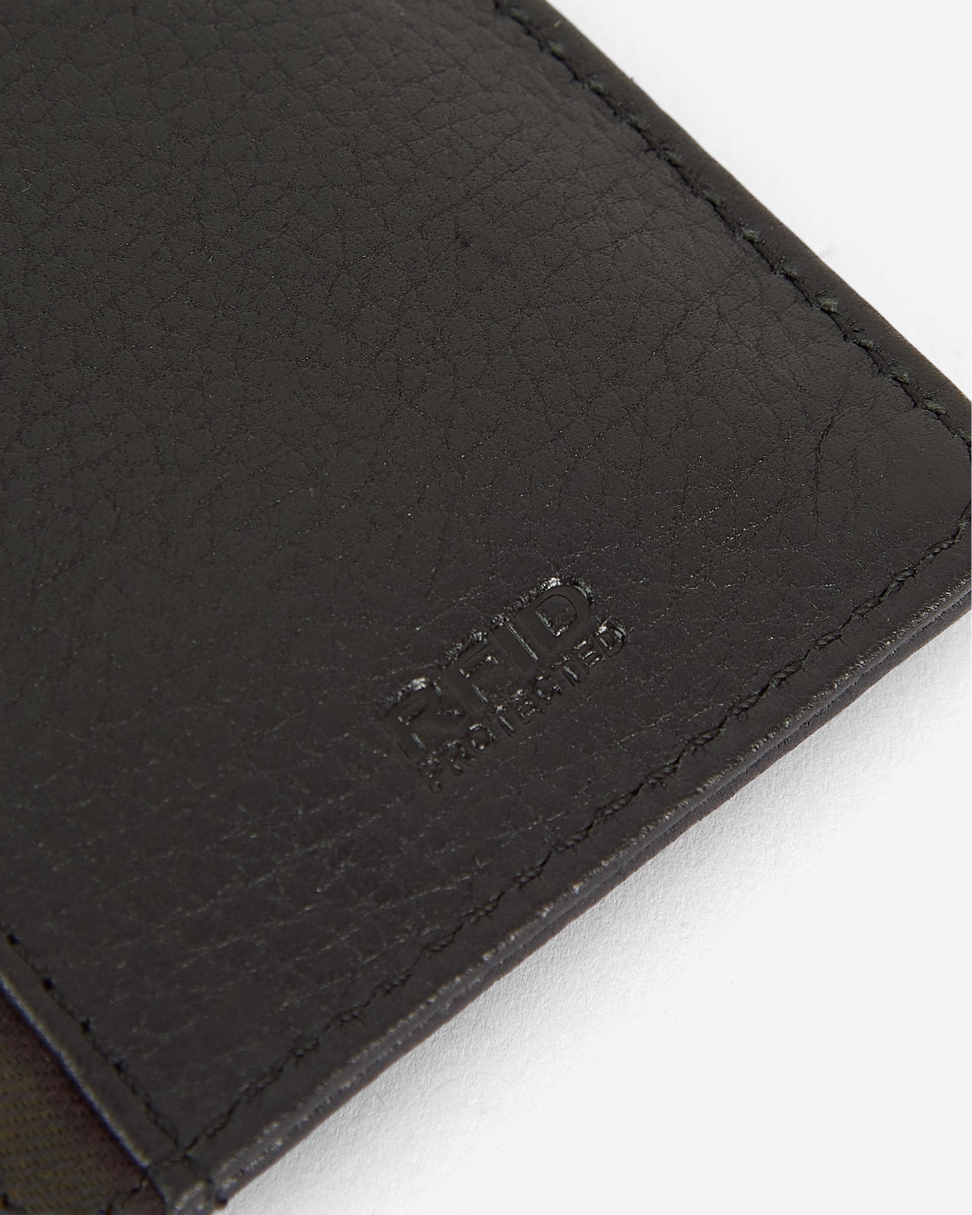 Barbour Laire Womens Leather Card Holder - Image 5