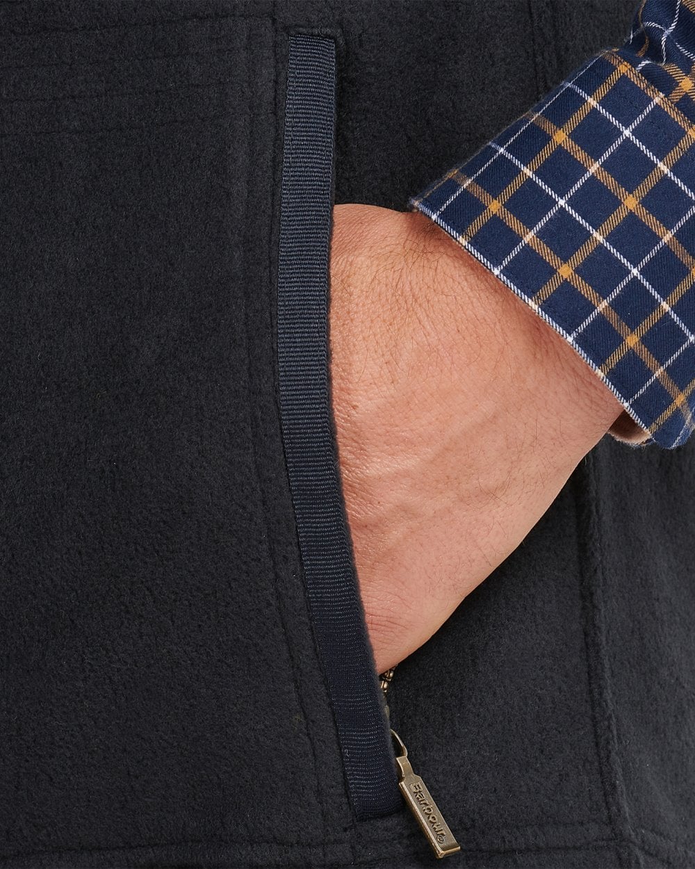 Barbour Langdale Mens Gilet - Navy - Image 3