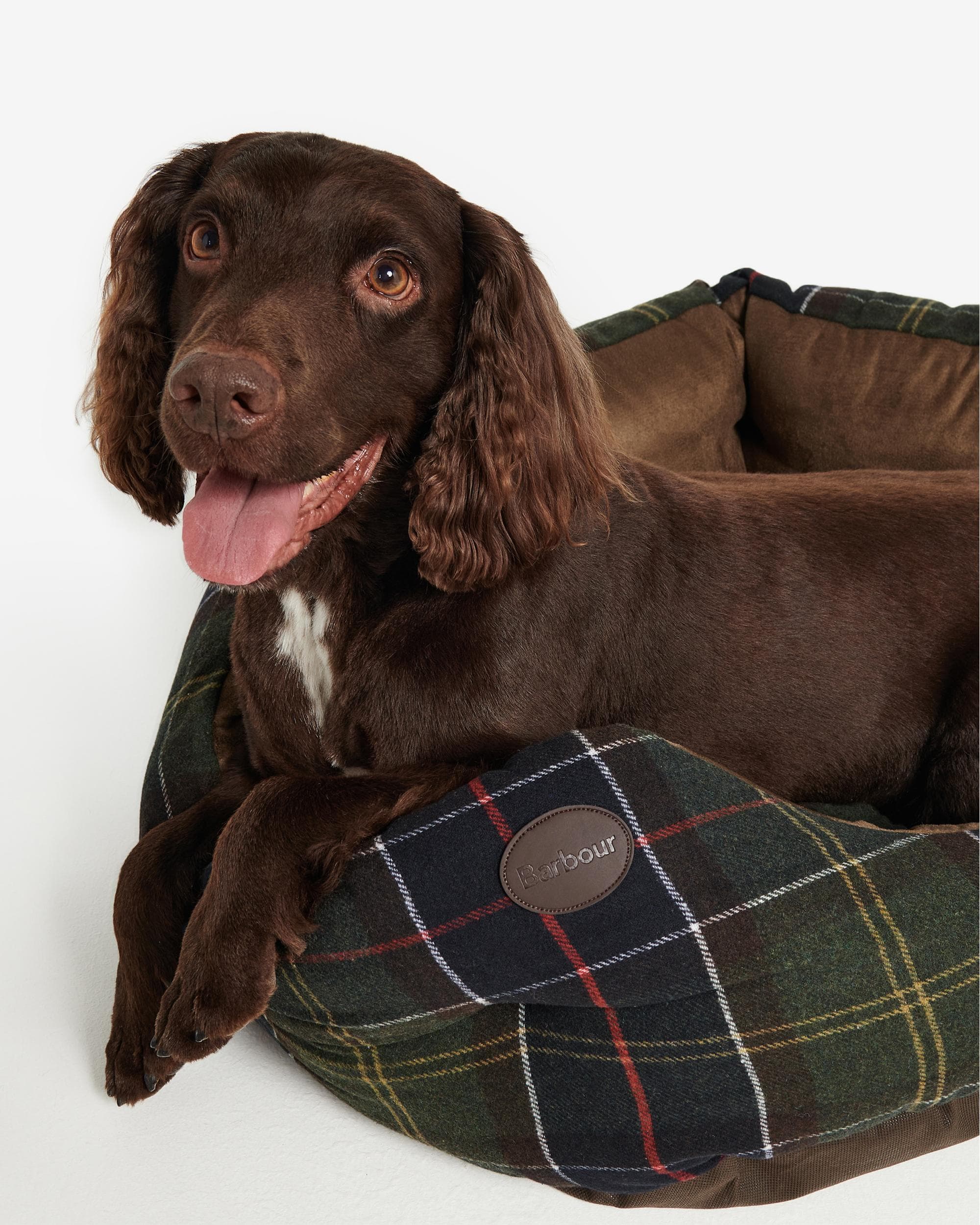 Barbour Luxury Dog Bed 30 Inches - Image 2