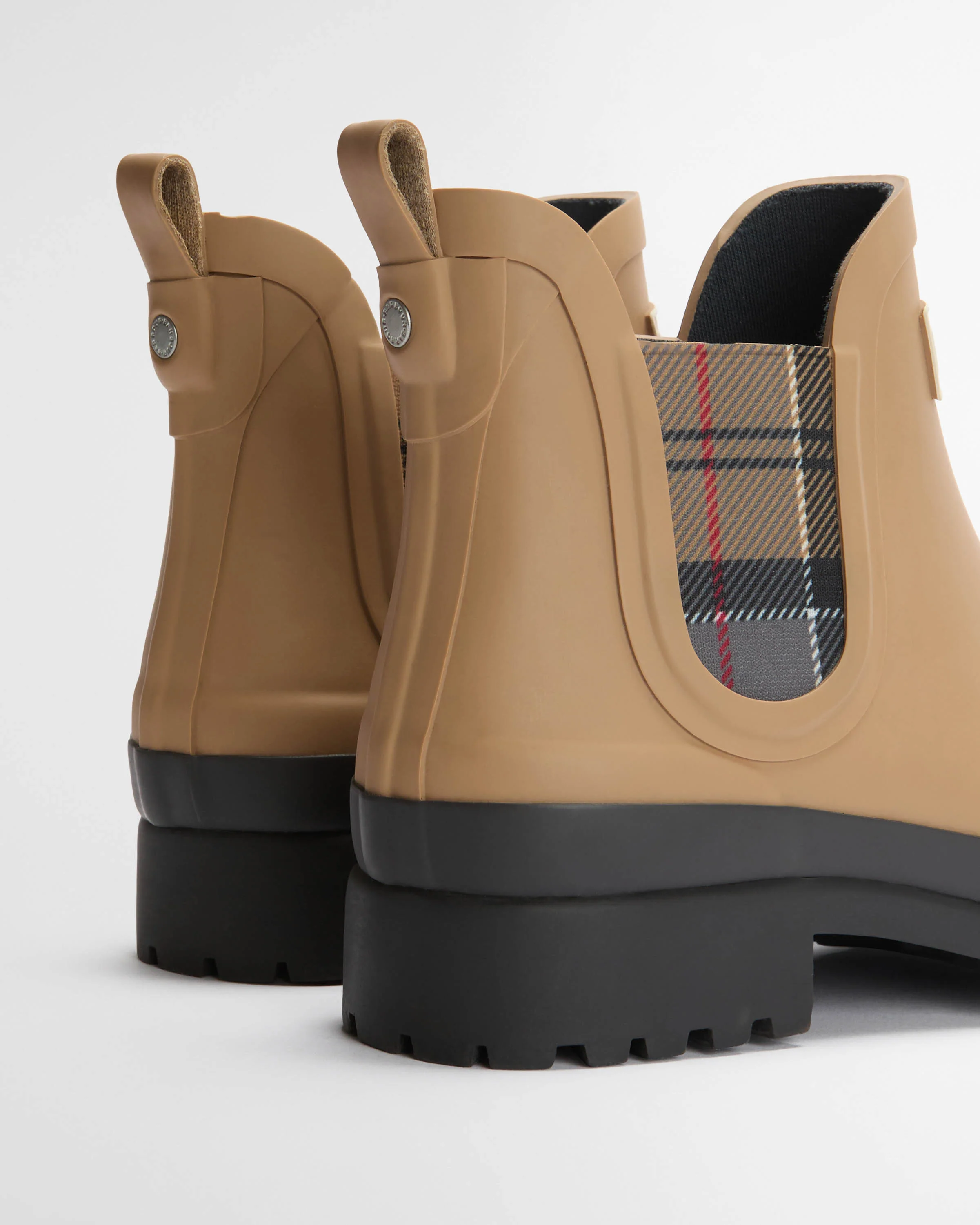 Barbour Mallow Womens Chelsea Wellies - Beige/Dress Tartan - Image 4