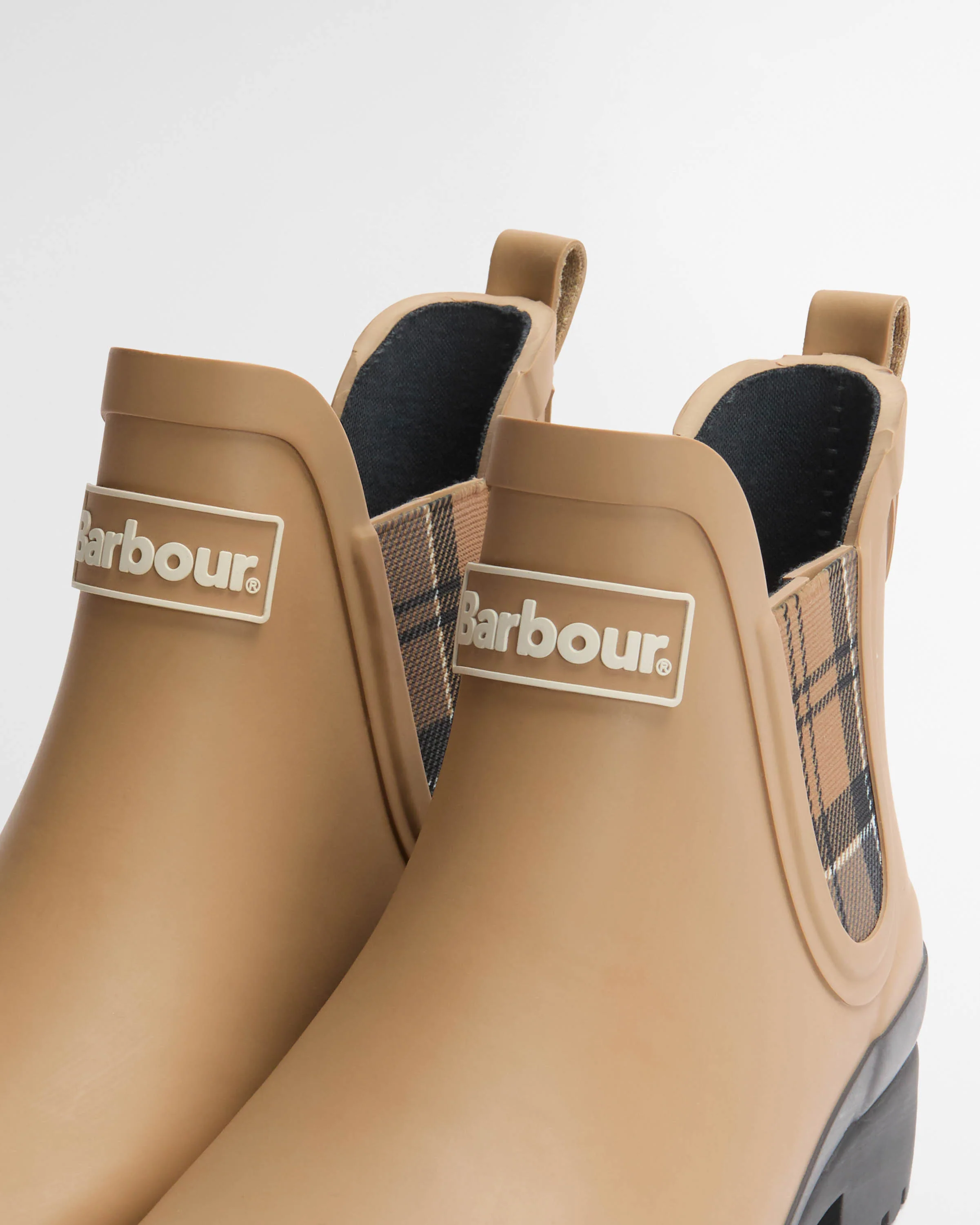 Barbour Mallow Womens Chelsea Wellies - Beige/Dress Tartan - Image 6