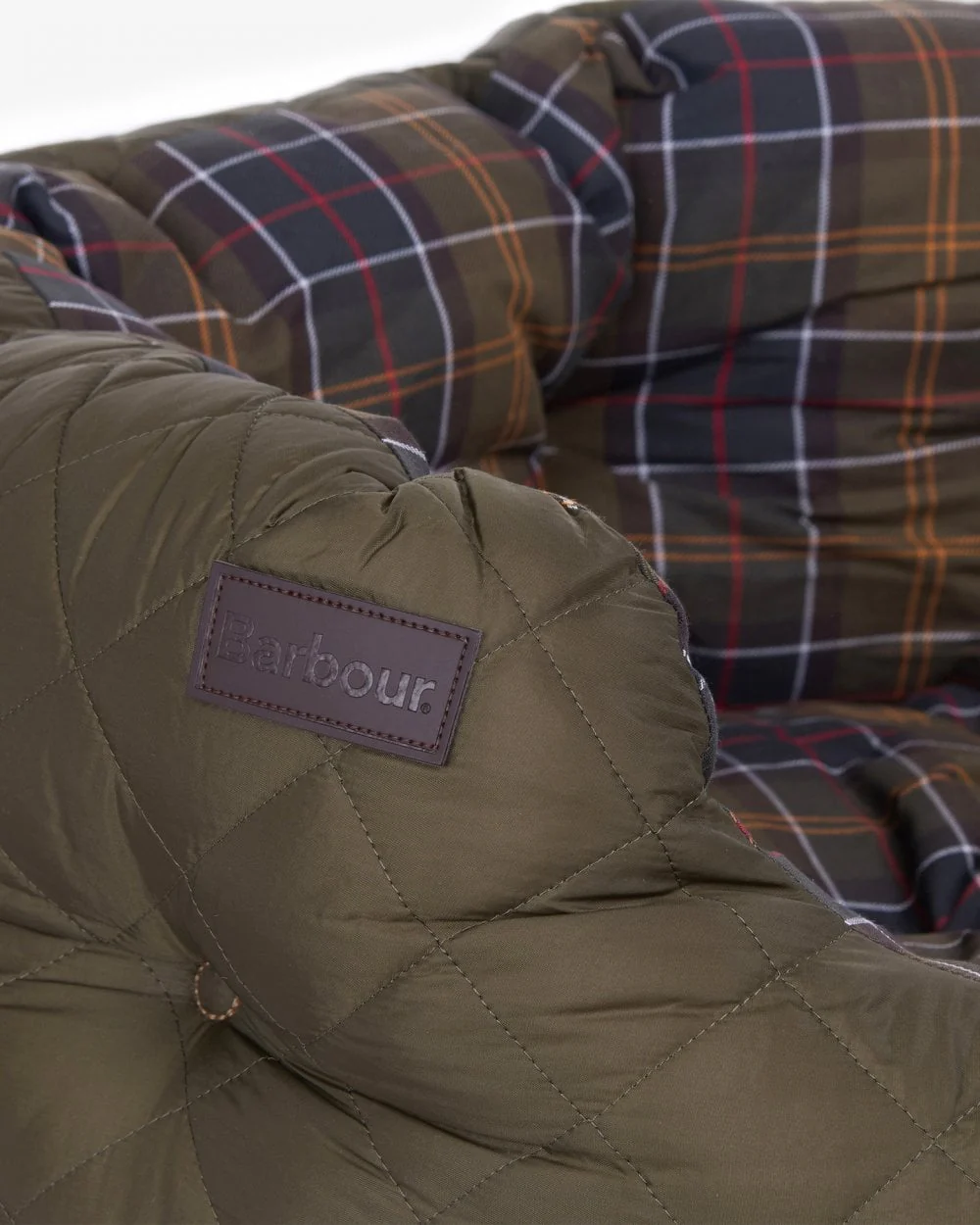 Barbour Quilted Dog Bed 35 Inches - Image 4