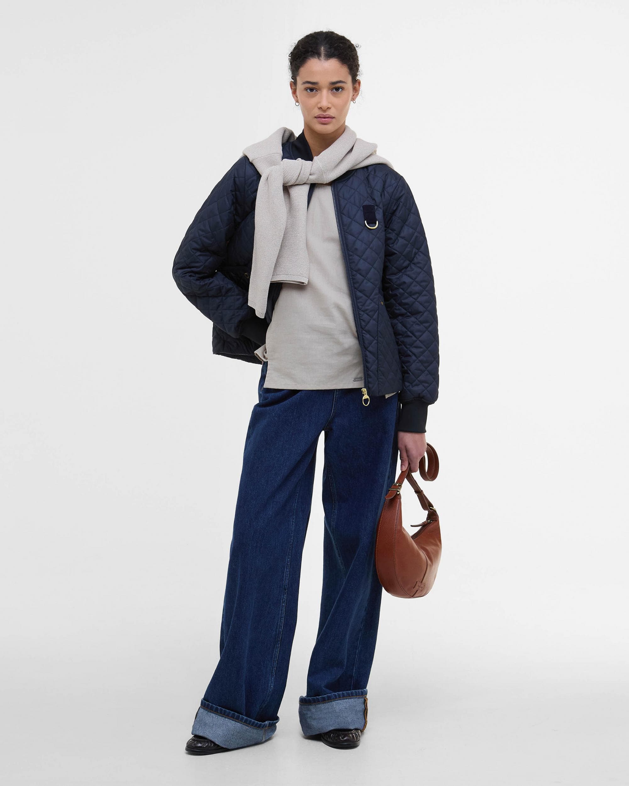 Barbour Reyna Womens Quilted Jacket - Image 2