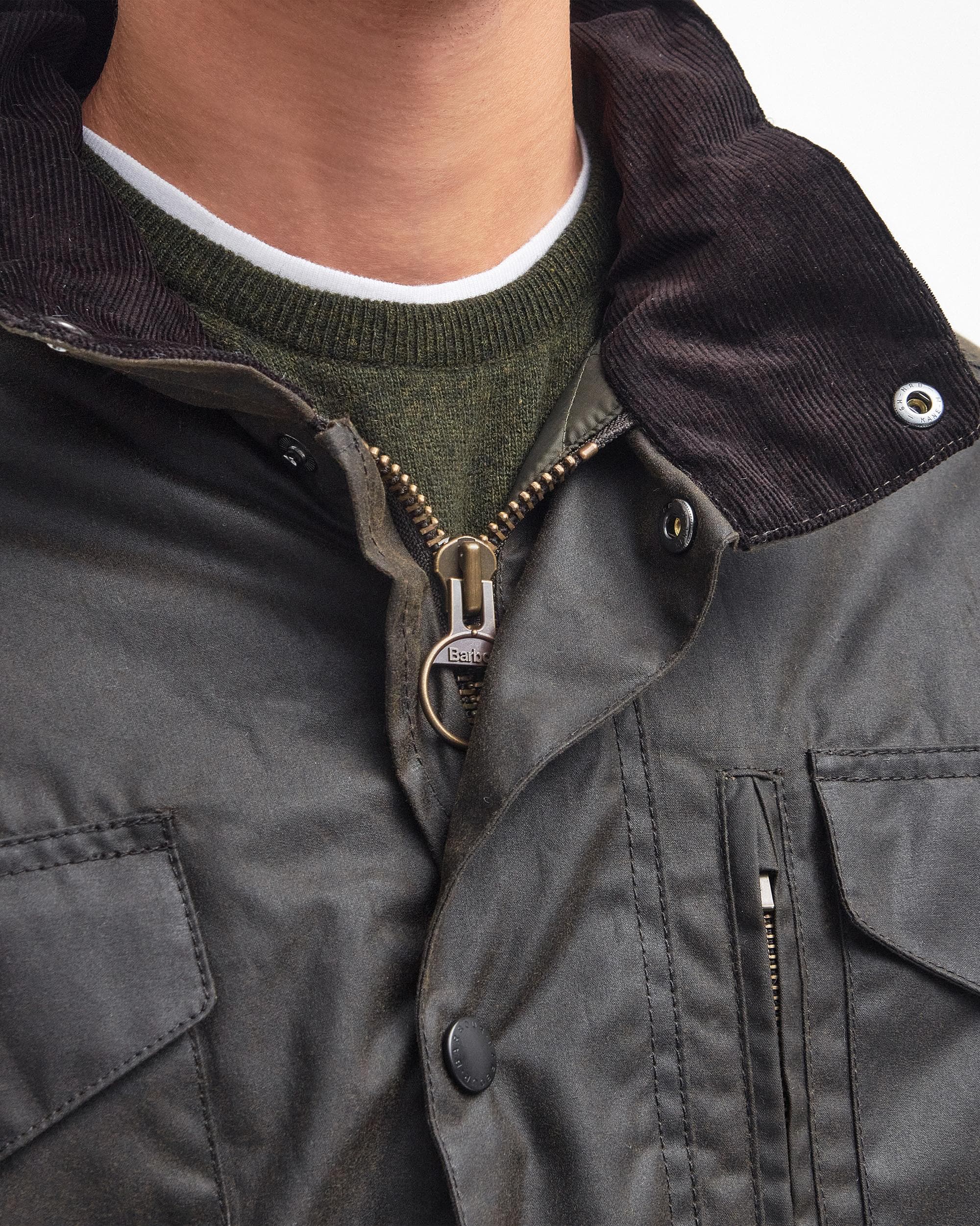 Barbour Sapper Mens Wax Jacket - Olive/Classic - Image 3