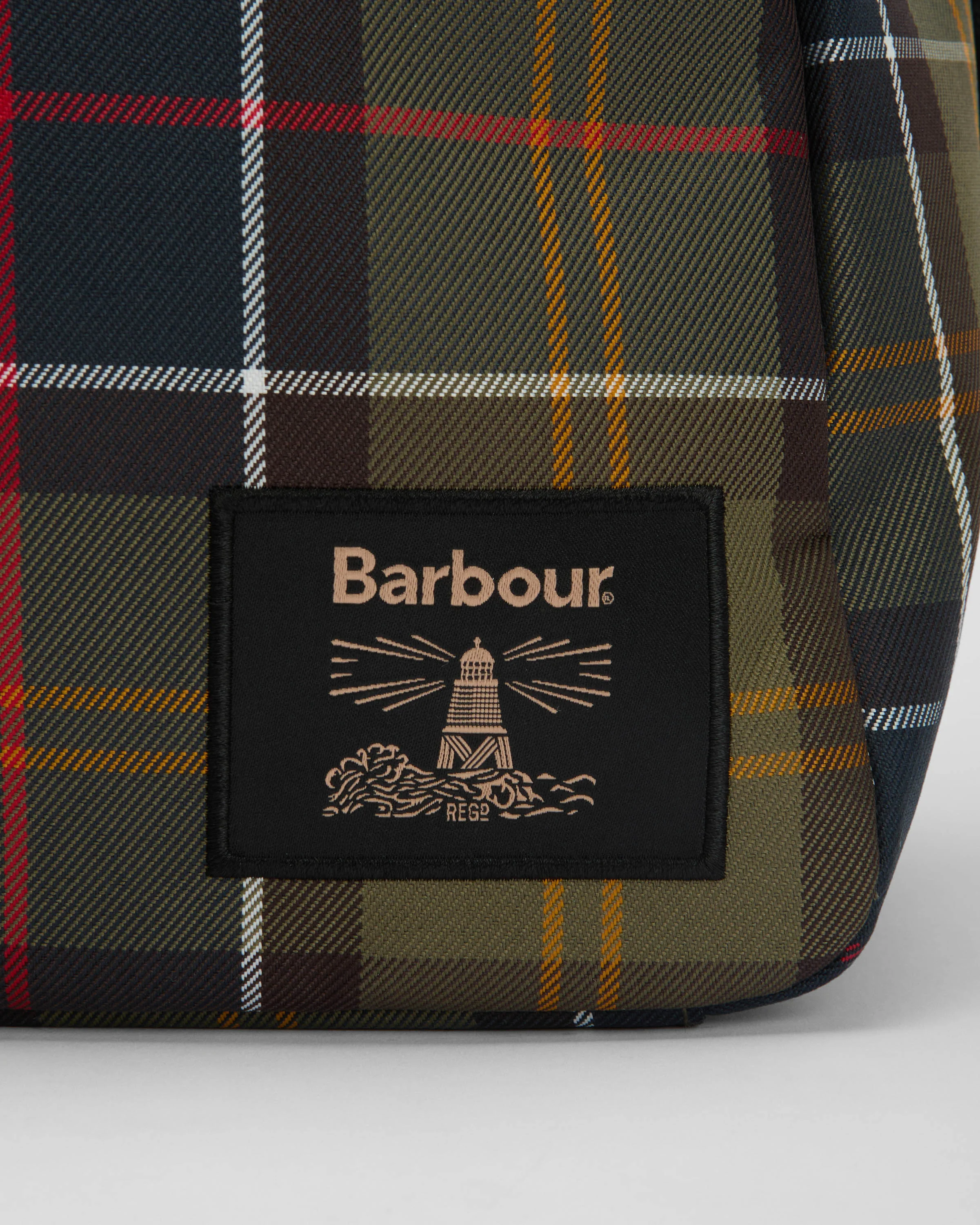Barbour Torridon Unisex Tartan Flight Bag - Classic Tartan - Image 6