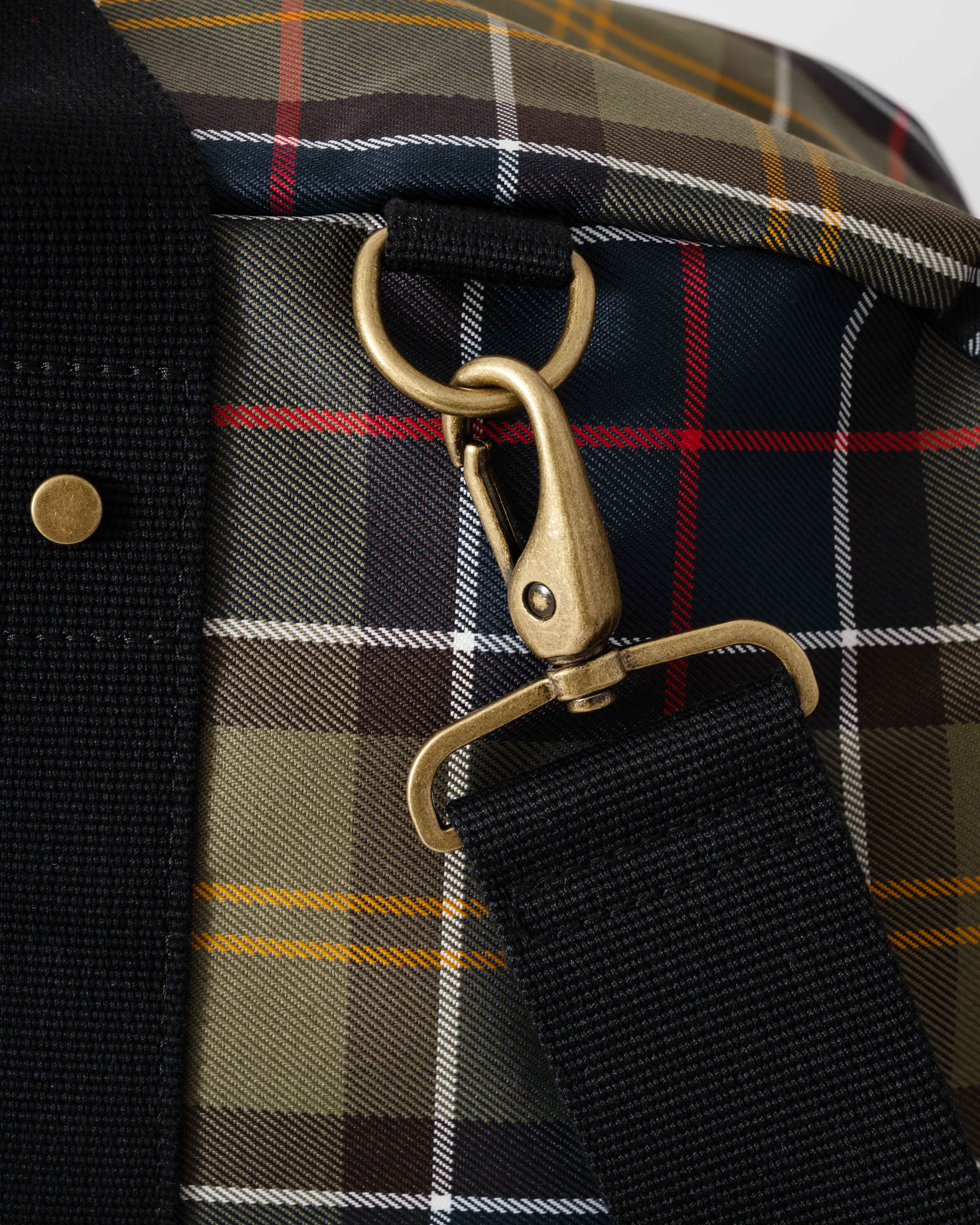 Barbour Torridon Unisex Tartan Holdall - Classic Tartan/Black - Image 2
