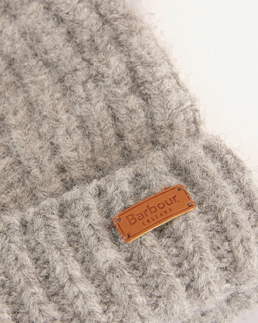 Barbour Womens Travel Mug and Beanie Set - Image 7