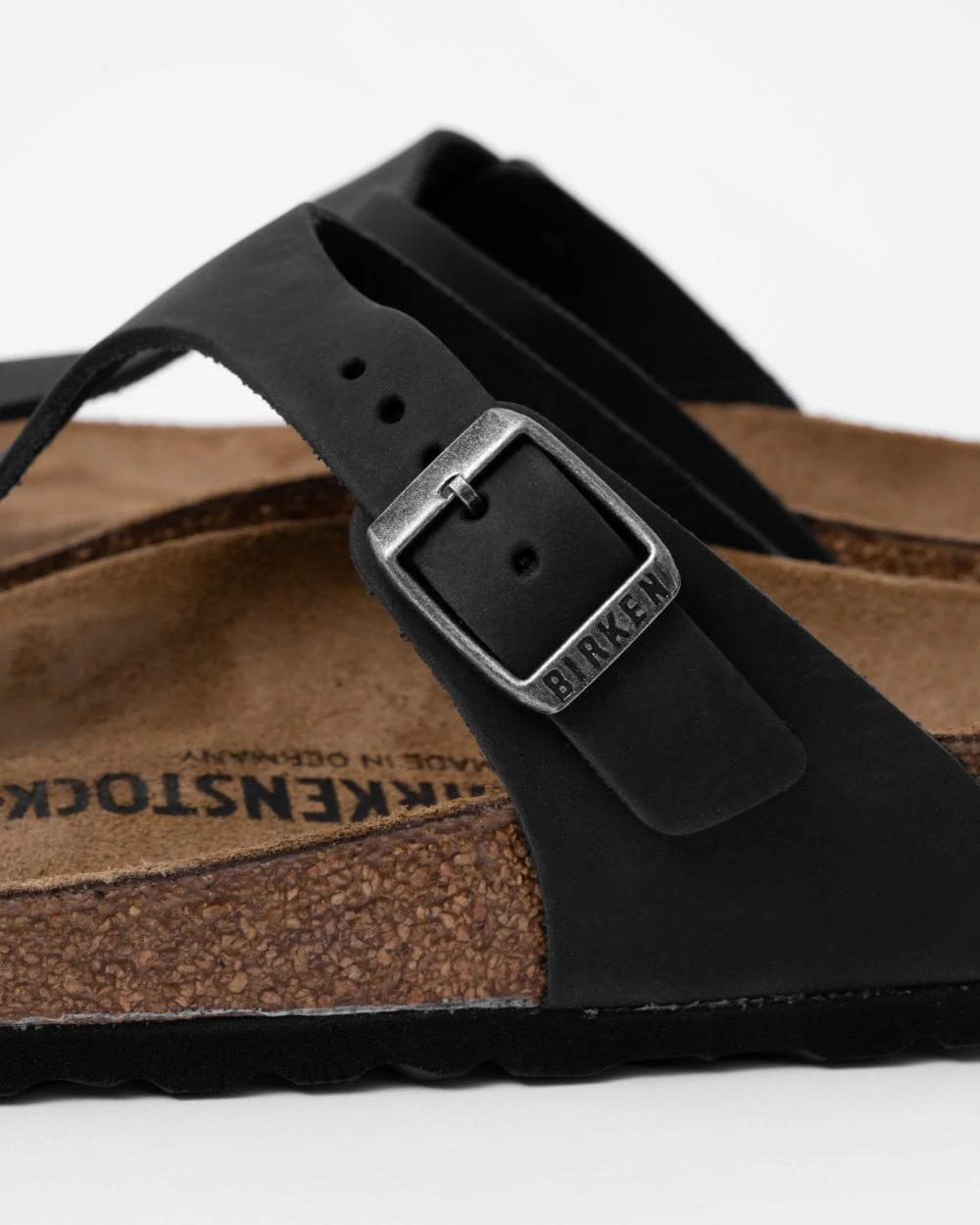 Birkenstock Gizeh Nubuck Oiled Leather Womens Sandals - Black - Image 3
