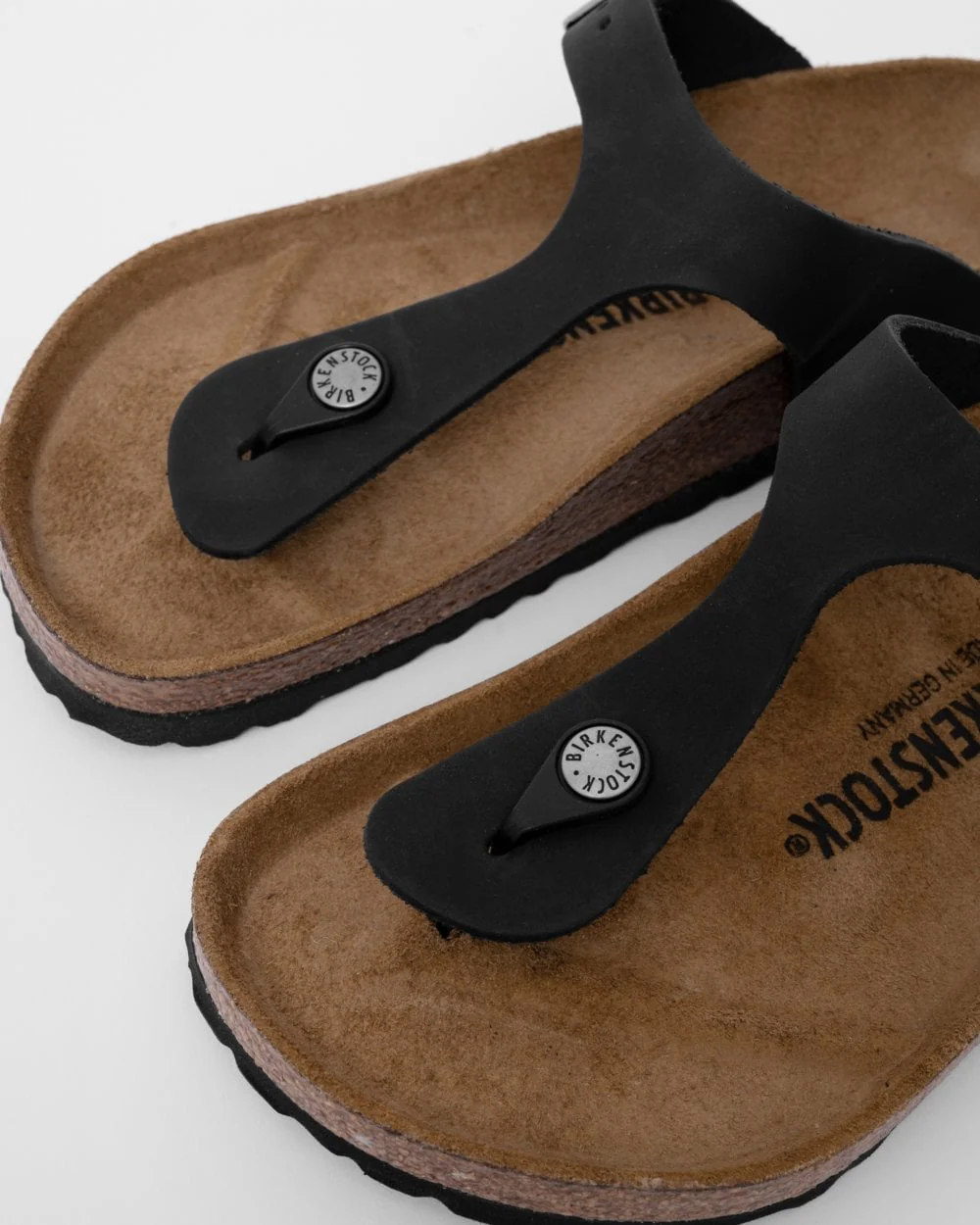 Birkenstock Gizeh Nubuck Oiled Leather Womens Sandals - Black - Image 4