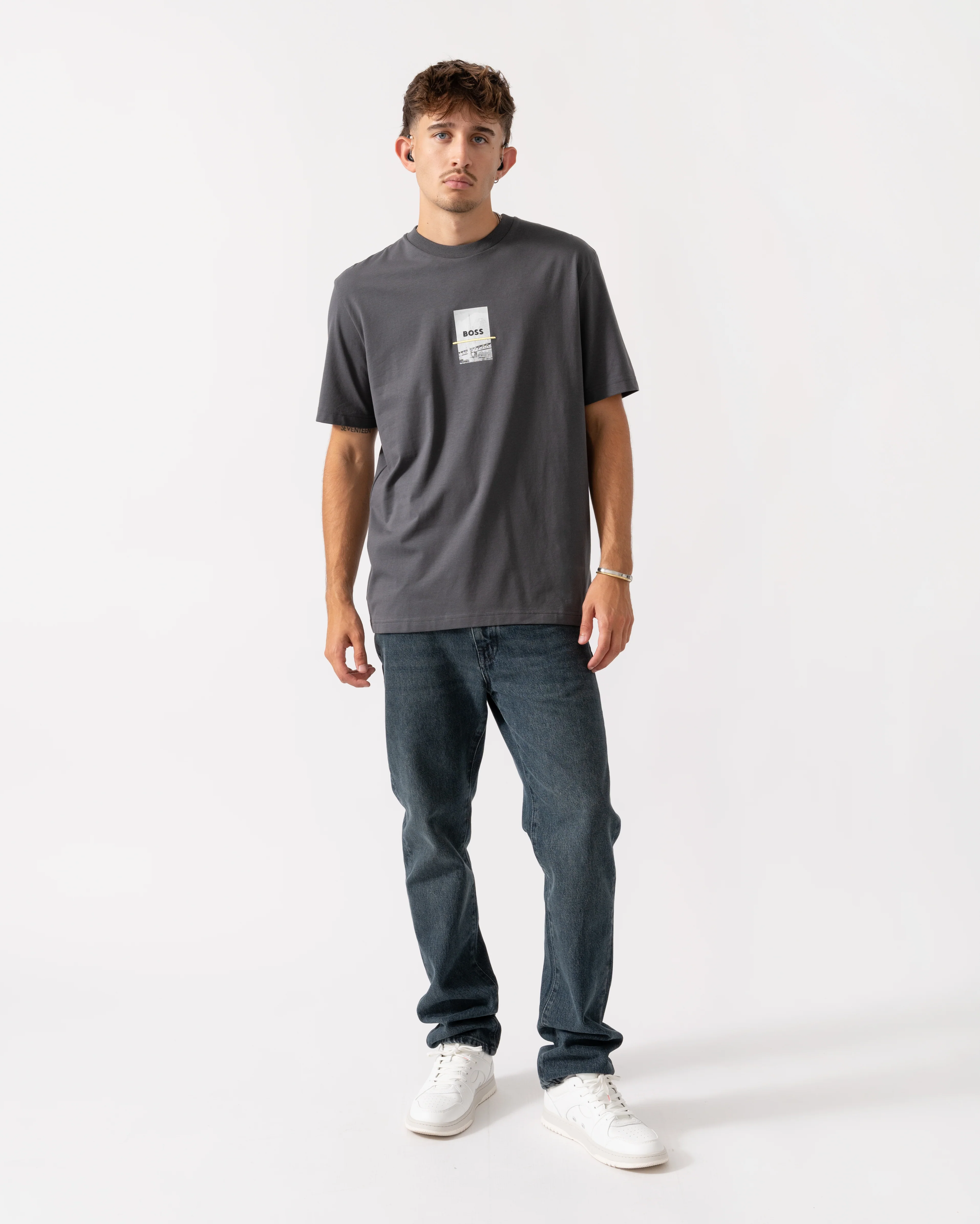 BOSS Green Tee Photoprint Mens T-Shirt - Dark Grey 027 - Image 4