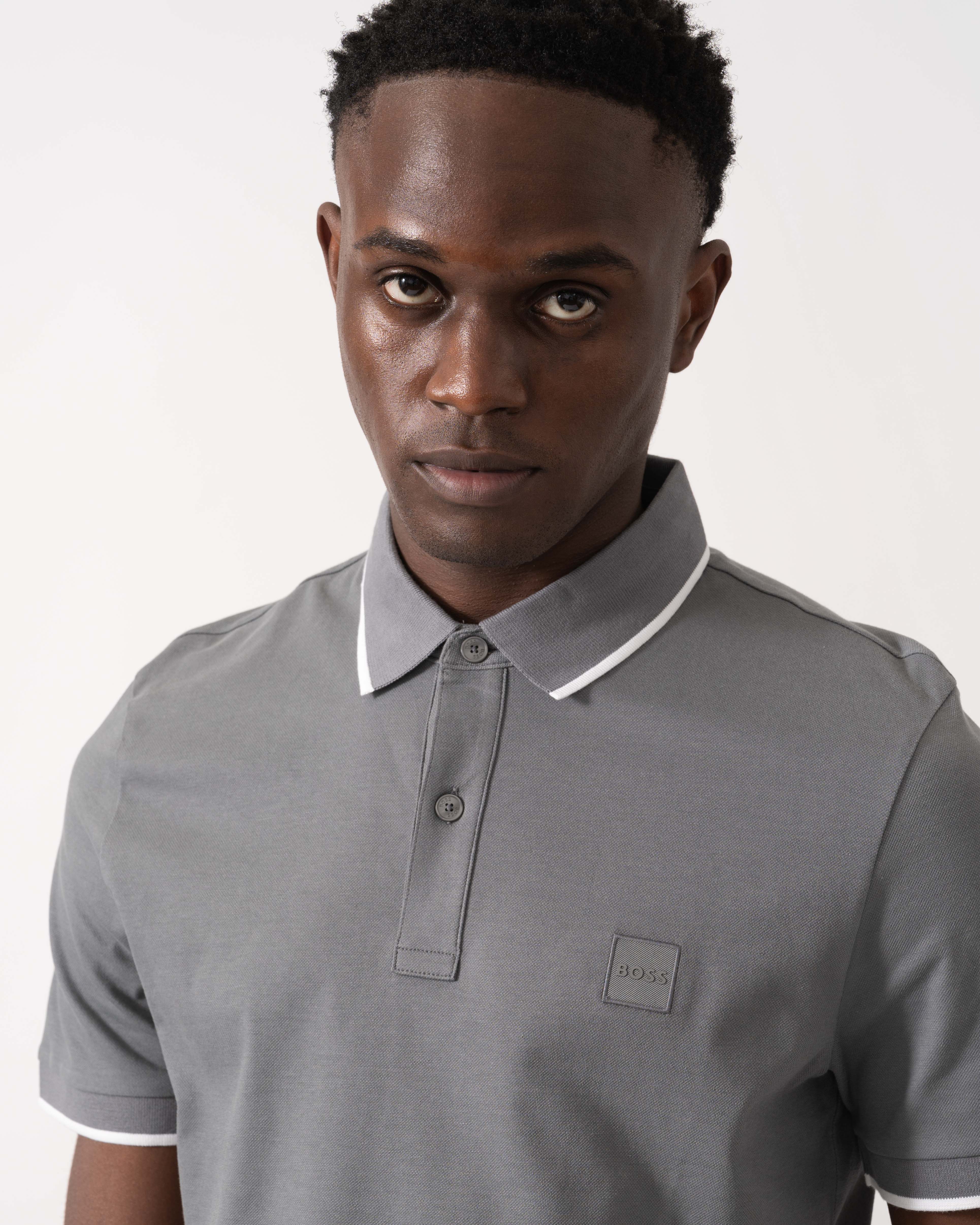 BOSS Orange Passertip Mens Short Sleeve Polo Shirt With Tipped Collar - Open Grey 062 - Image 2