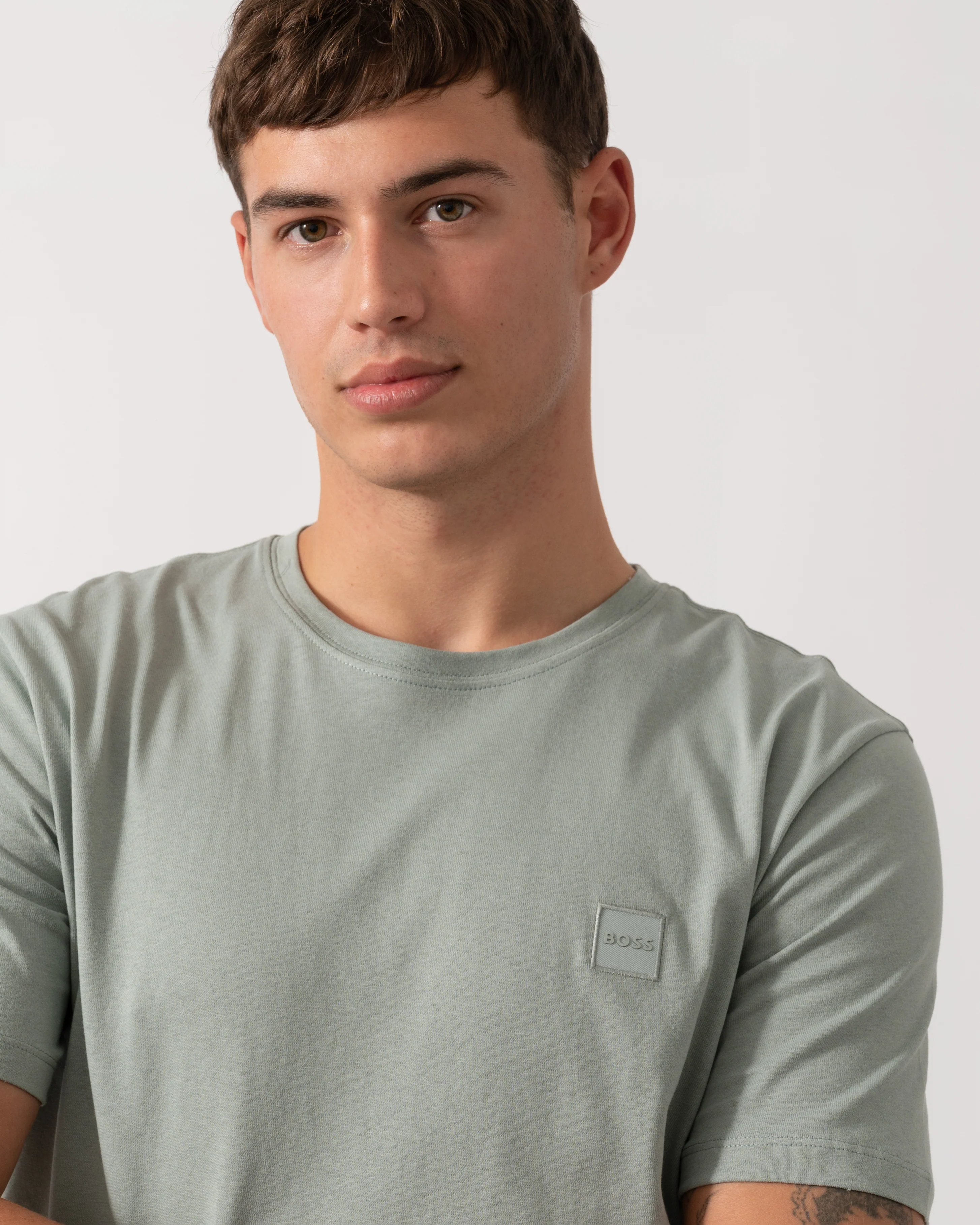 BOSS Orange Tales Mens Cotton-Jersey T-shirt With Logo Patch - Open Green 351 - Image 2