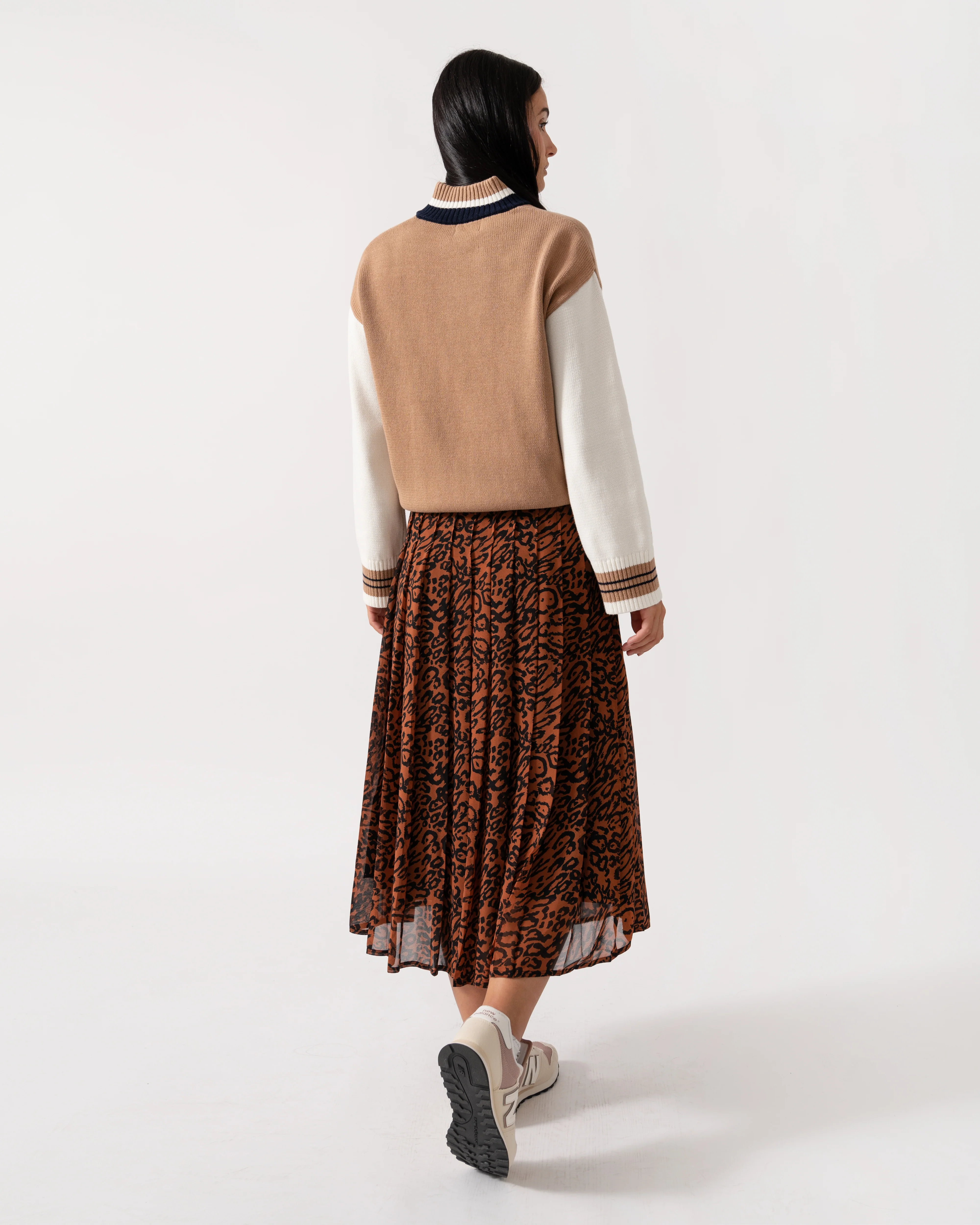 Calvin Klein Leopard Georgette Pleated Womens Skirt - Image 2