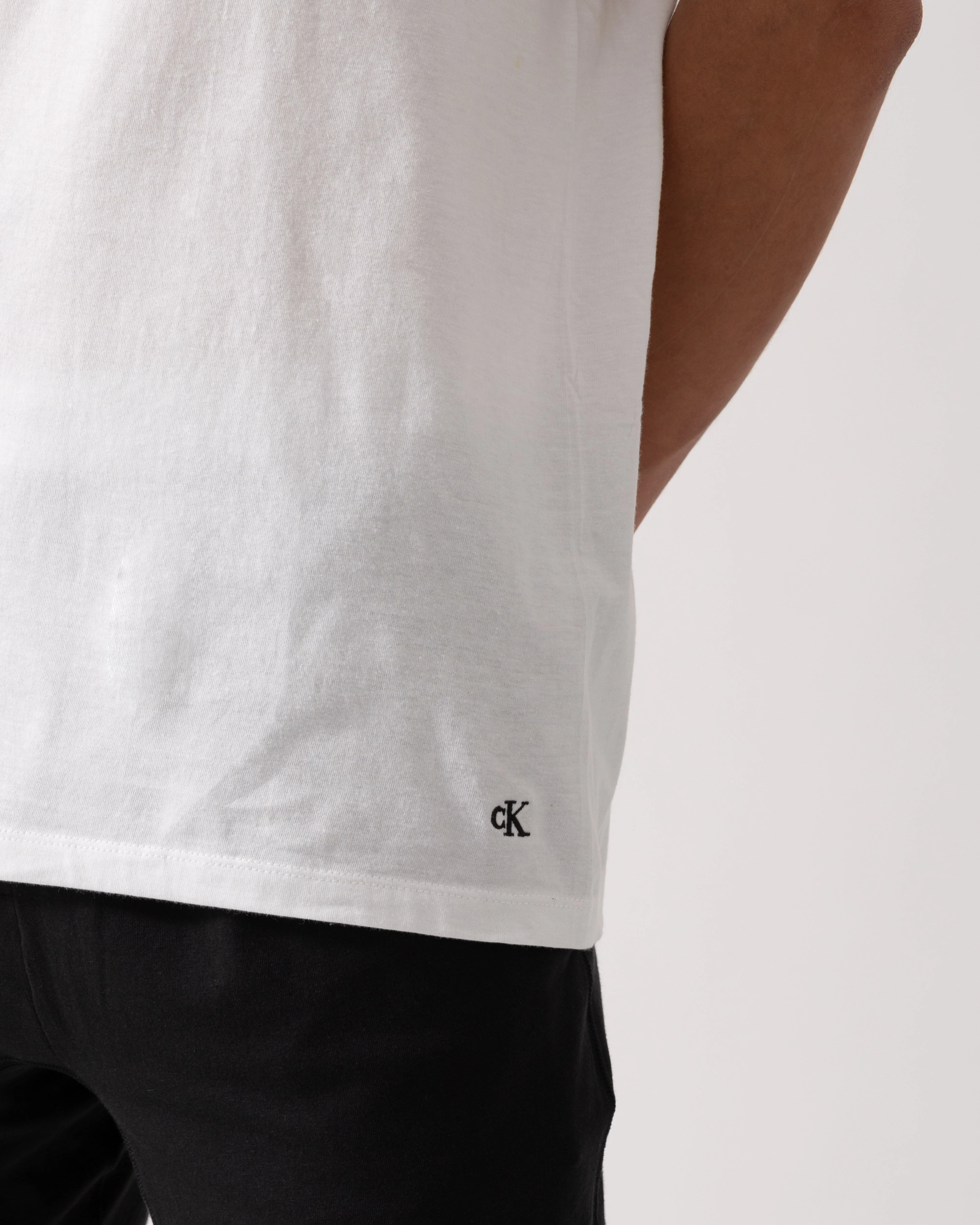 Calvin Klein Mens 3 Pack Mens Short Sleeve T Shirts - Black/Grey Heather/White - Image 6