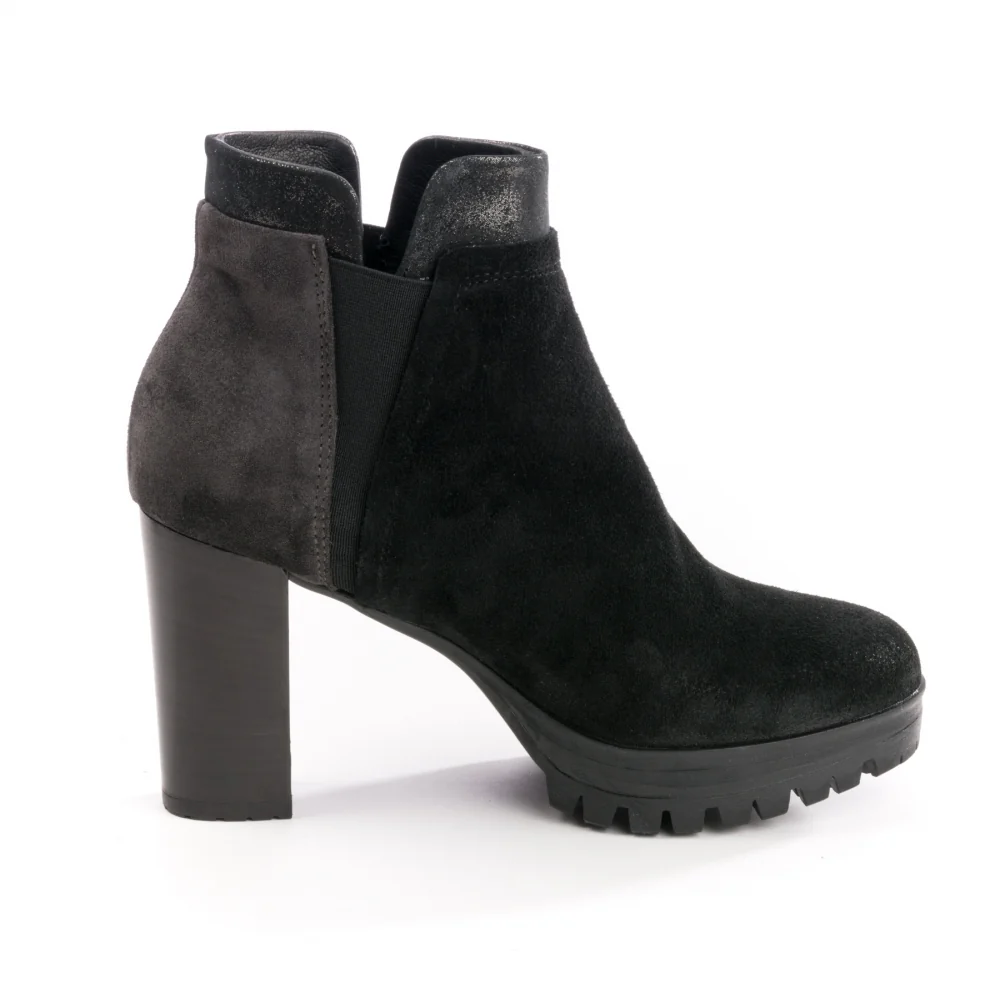 Elia B Margot Womens Ankle Boot - Image 4