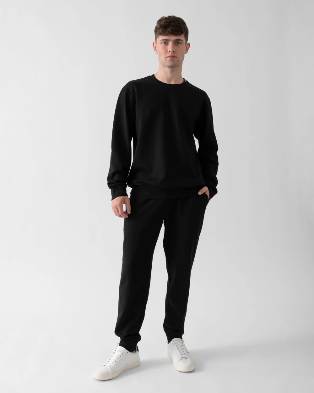 Emporio Armani Mens Knit Crew Neck Loungewear Sweatshirt - Image 3