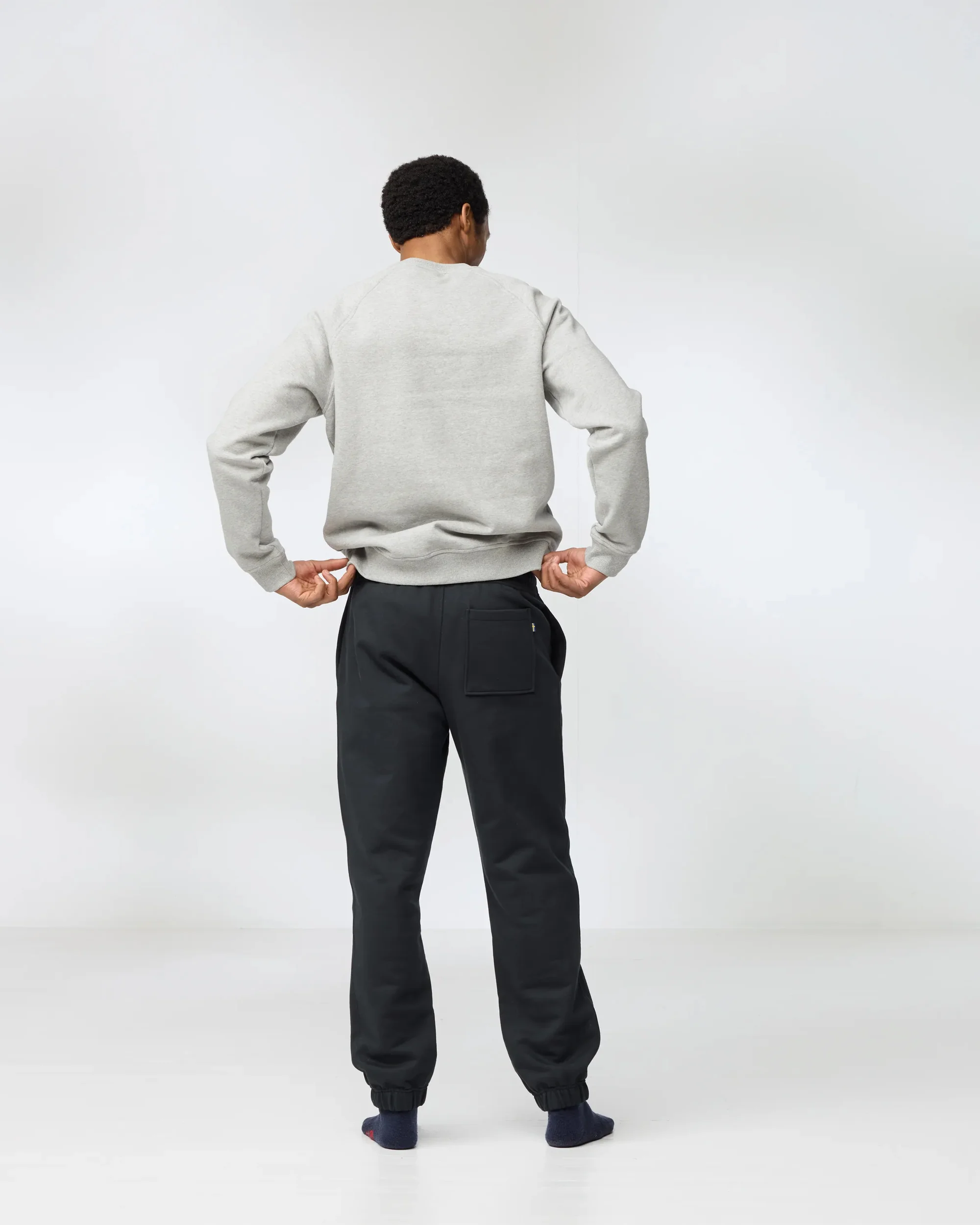 Fjallraven Classic Mens Sweatshirt - Grey-Melange 020-999 - Image 3