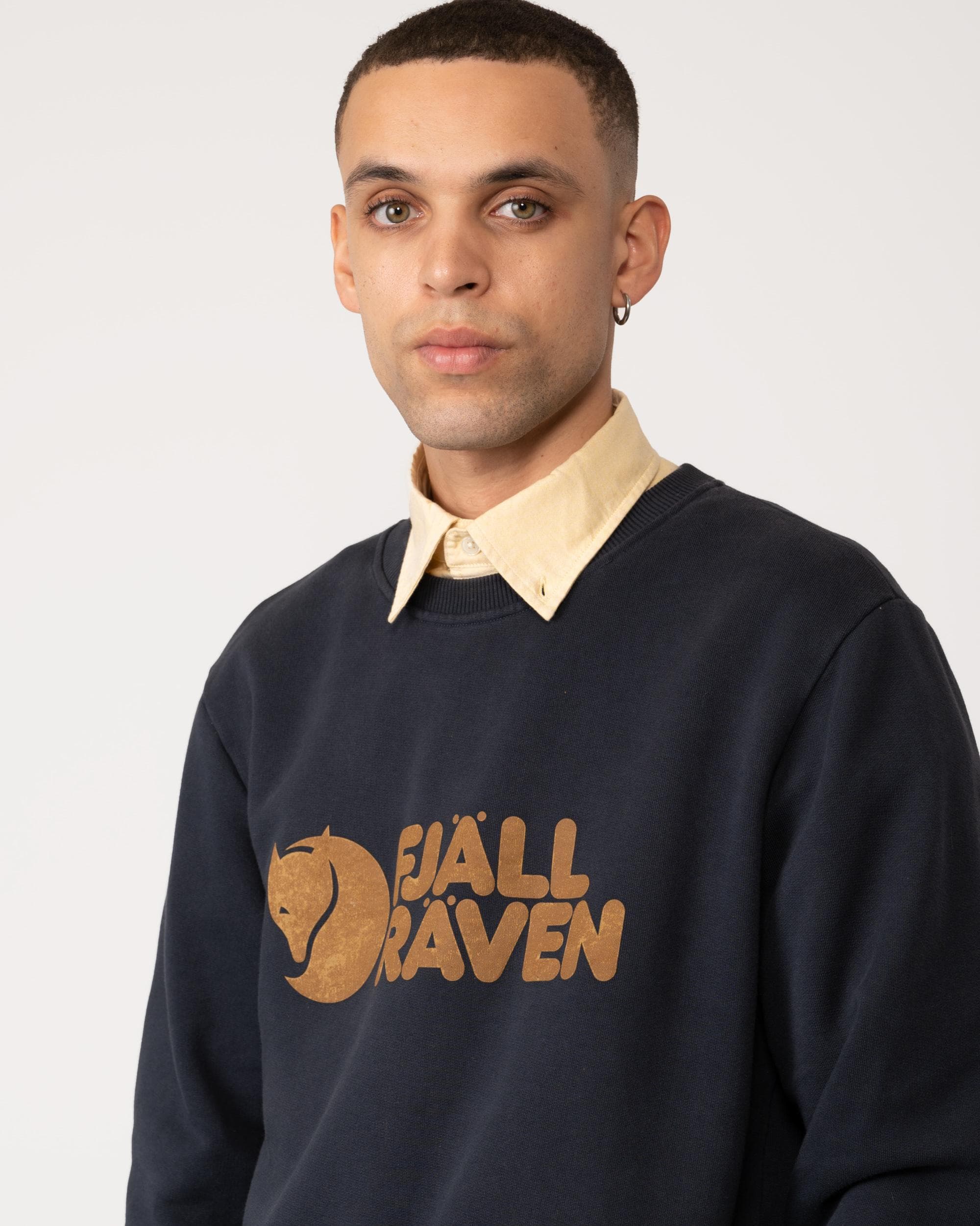 Fjallraven Logo Mens Sweatshirt - Dark Navy 555 - Image 2