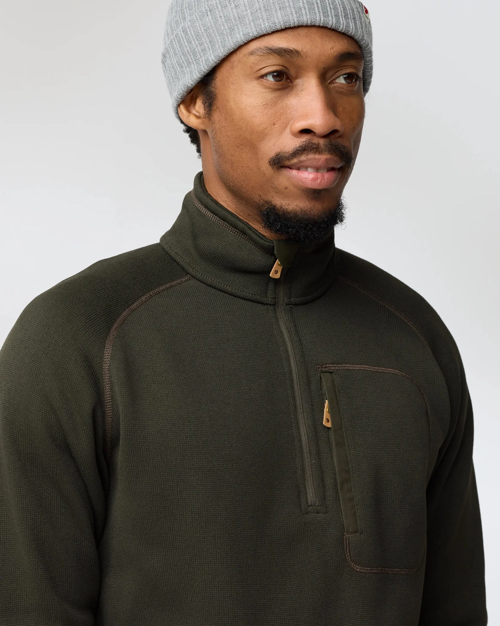 Fjallraven Ovik Mens Half Zip Fleece - Deep Forest 662 - Image 2