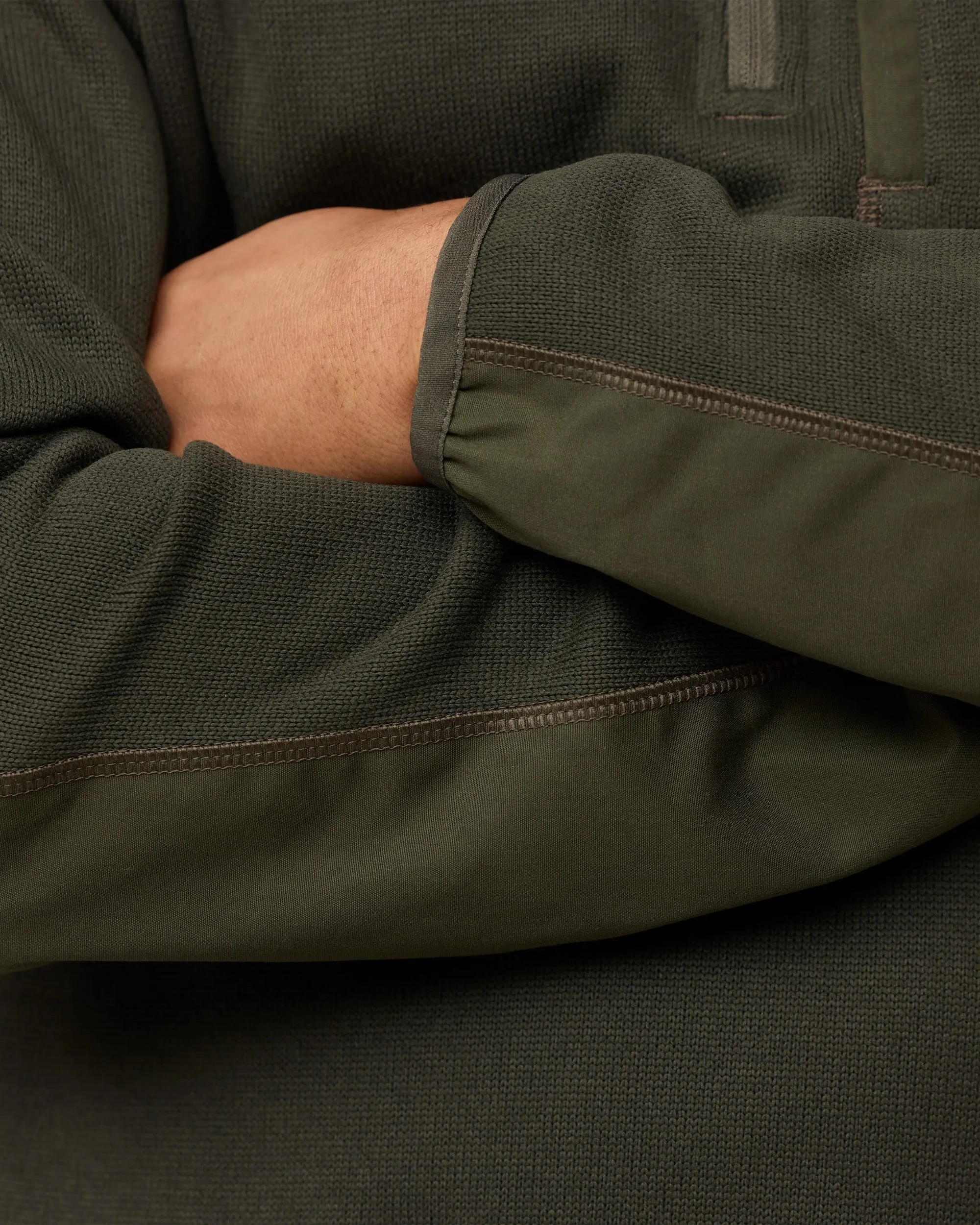 Fjallraven Ovik Mens Half Zip Fleece - Deep Forest 662 - Image 5