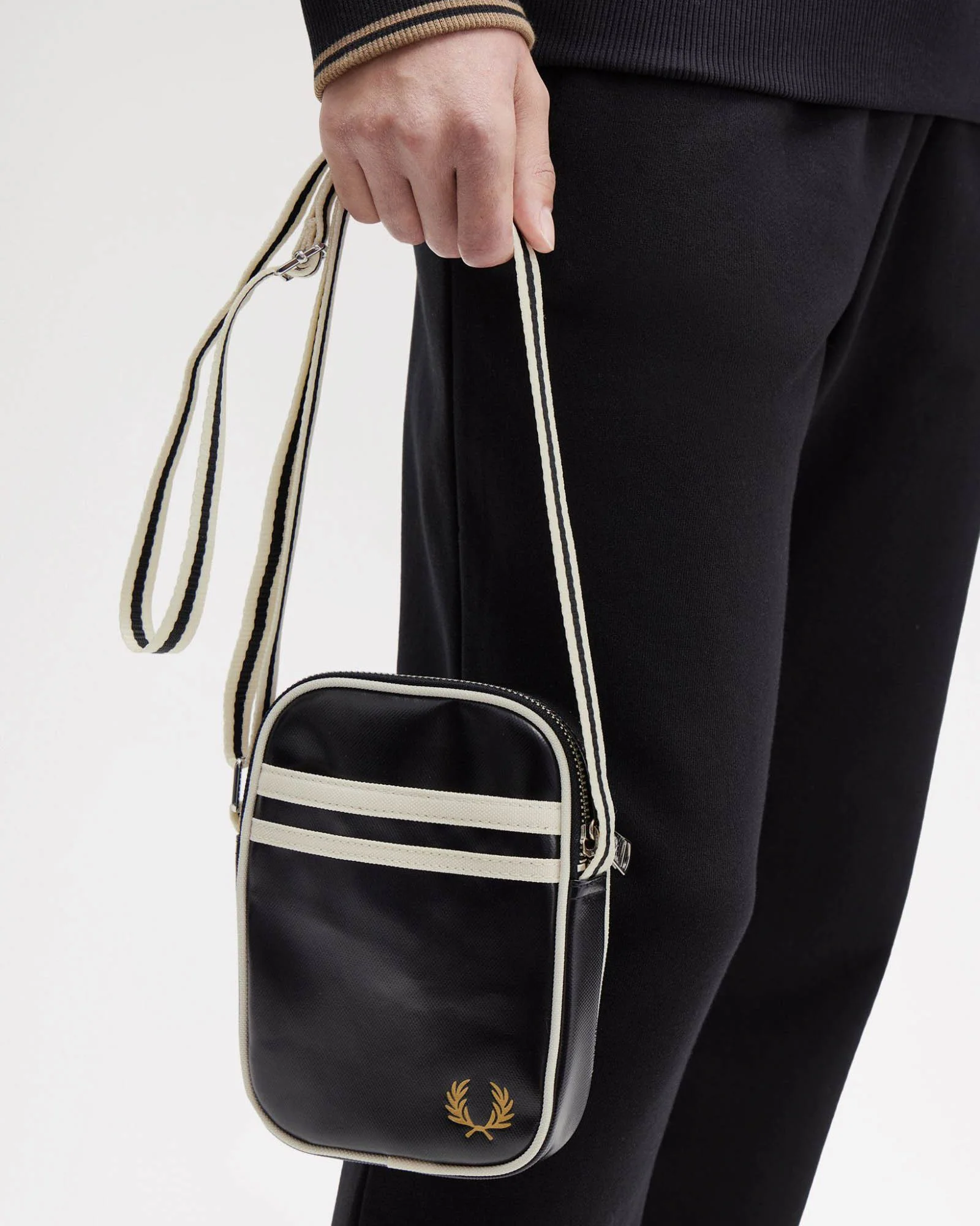 Fred Perry Classic Small Side Bag - Black/Ecru D57 - Image 2