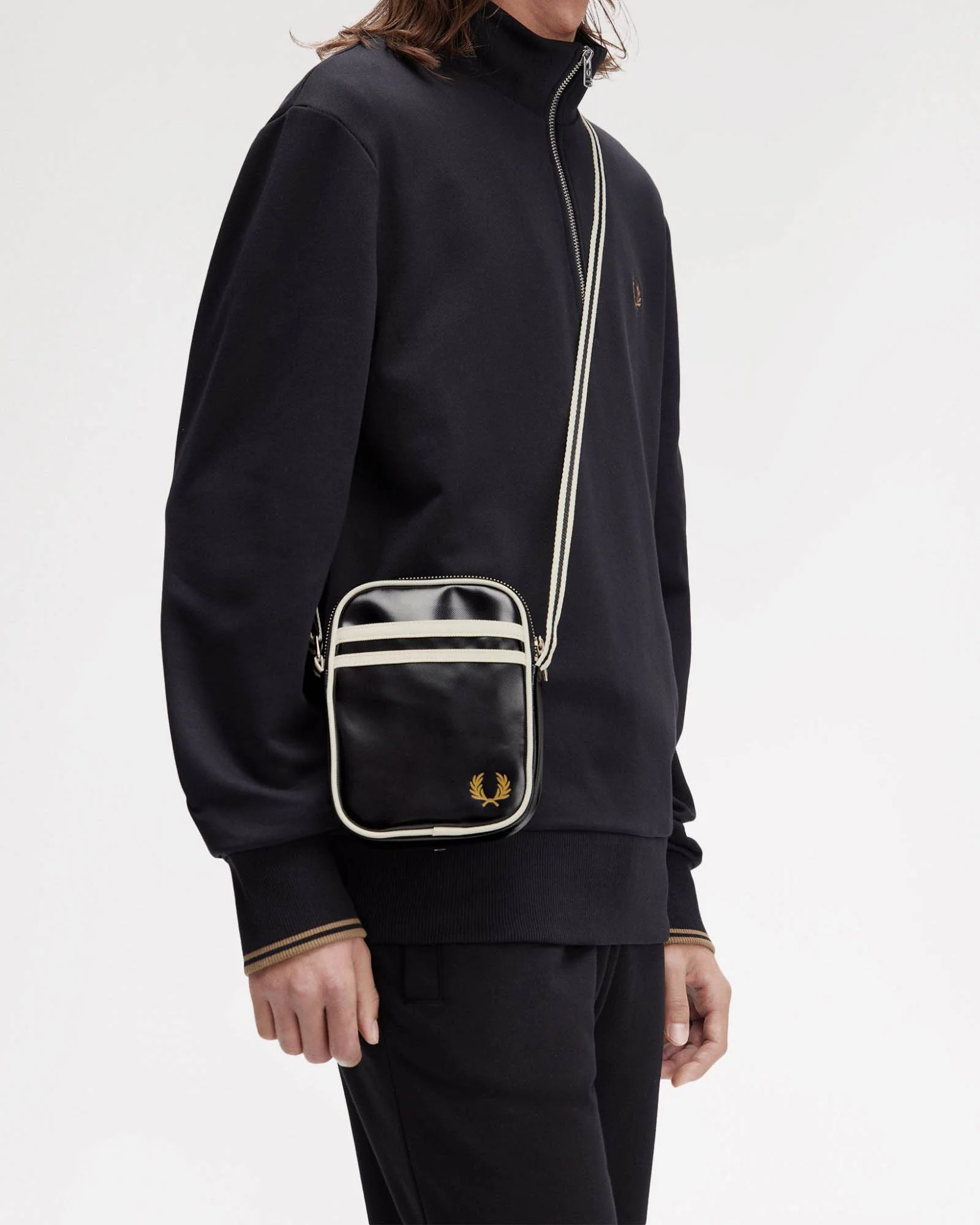 Fred Perry Classic Small Side Bag - Black/Ecru D57 - Image 3