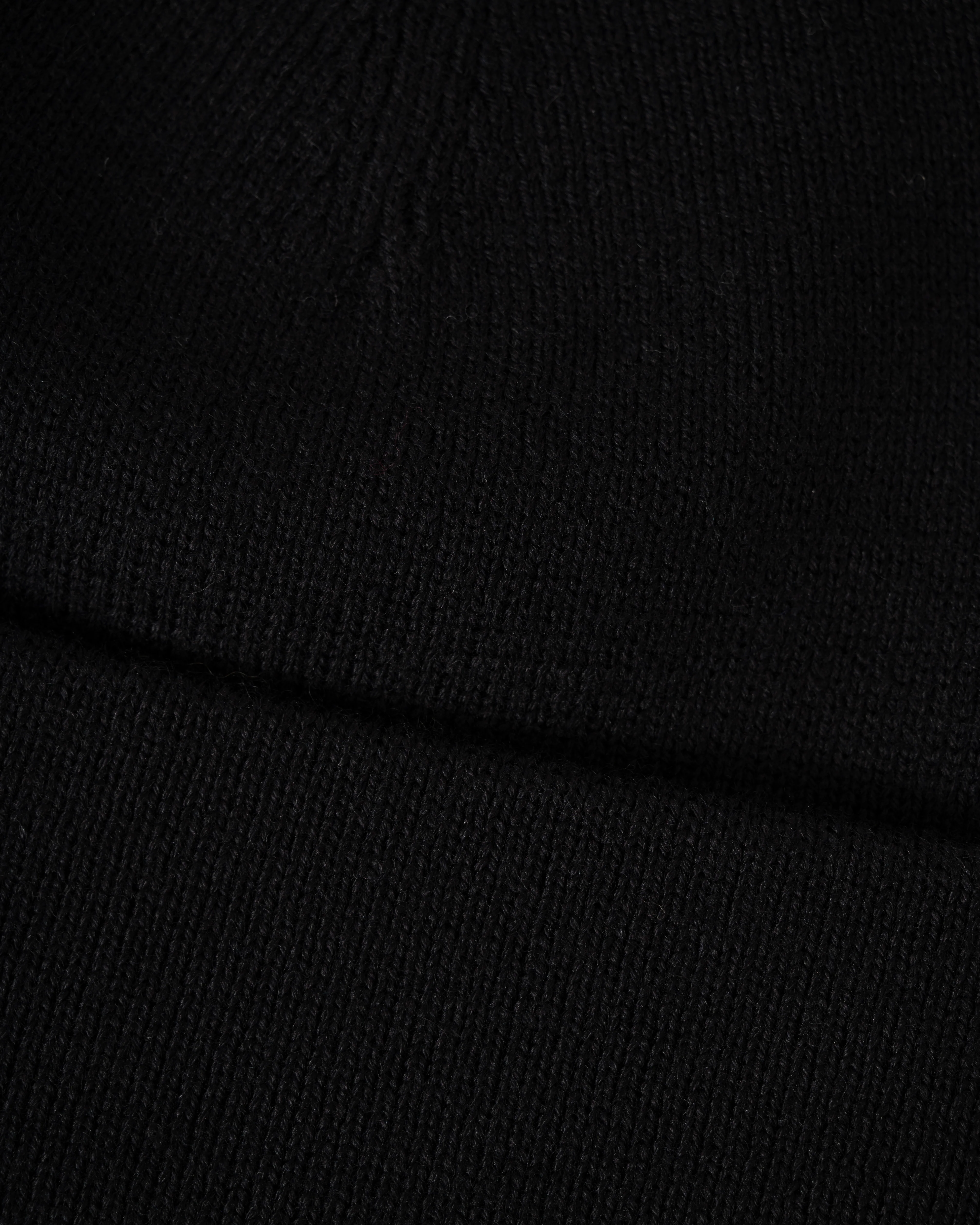 Fred Perry Mens Classic Beanie - Black/Snow White 843 - Image 4