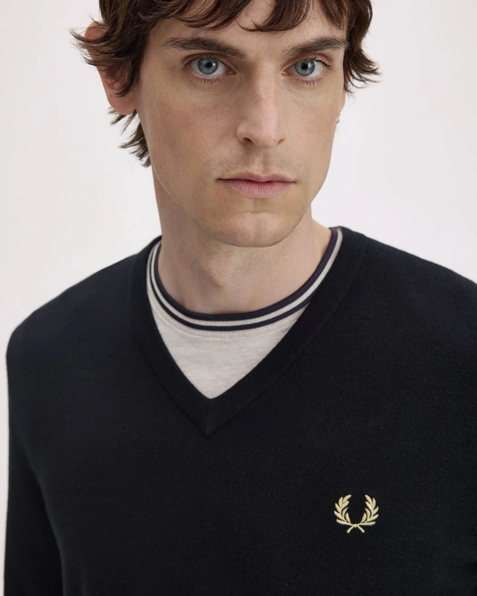 Fred Perry Mens Classic V Neck Jumper - Black 198 - Image 4