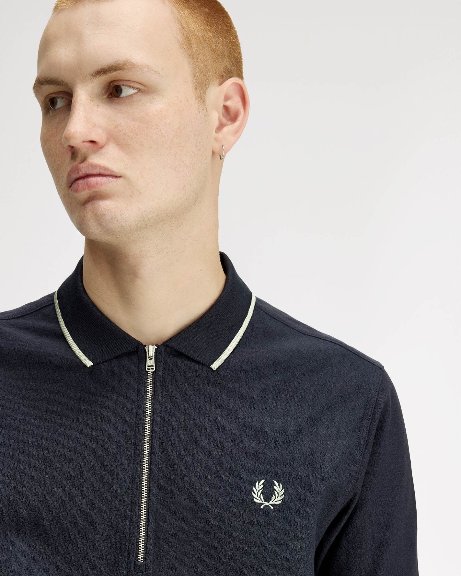Fred Perry Mens Crepe Pique Polo Shirt - Navy 608 - Image 2