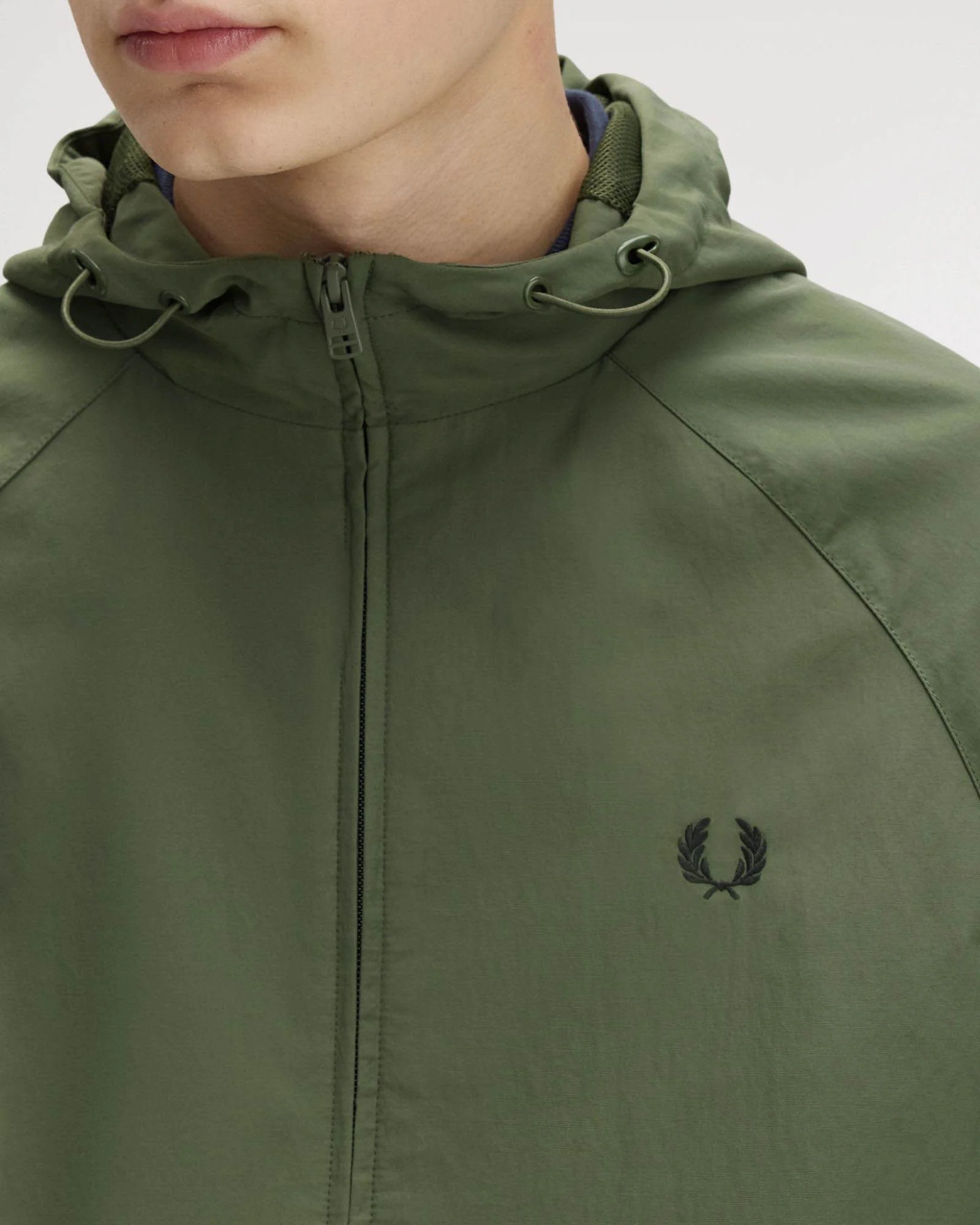 Fred Perry Mens Hooded Shell Jacket - Laurel Wreath Green W19 - Image 3