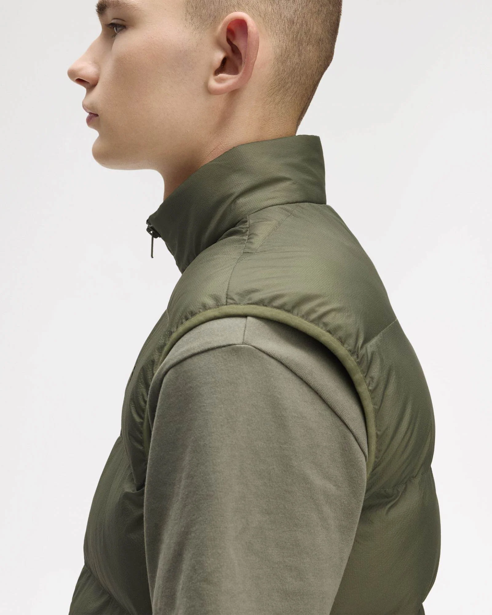 Fred Perry Mens Padded Gilet - Laurel Wreath Green X21 - Image 2