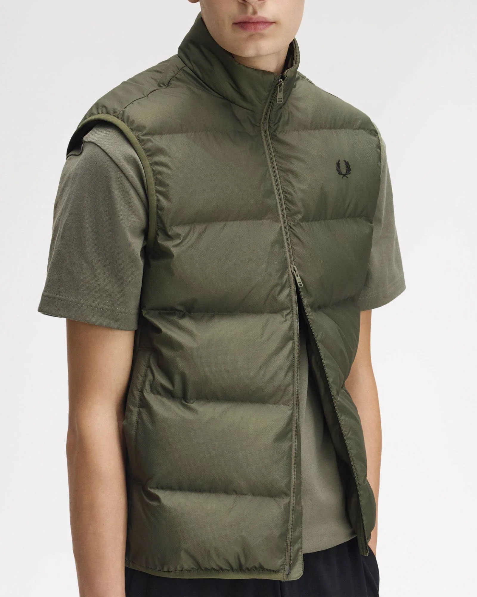 Fred Perry Mens Padded Gilet - Laurel Wreath Green X21 - Image 4